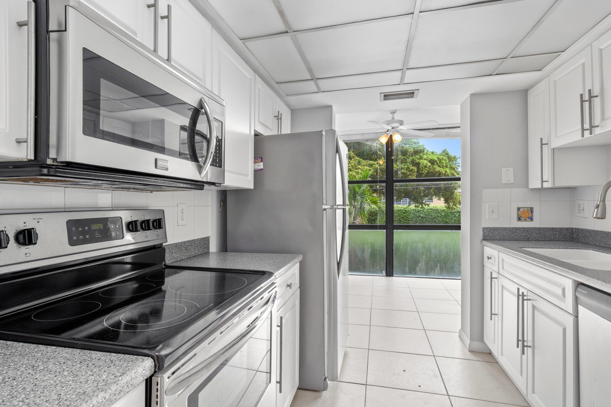 1120 Homewood Boulevard G204