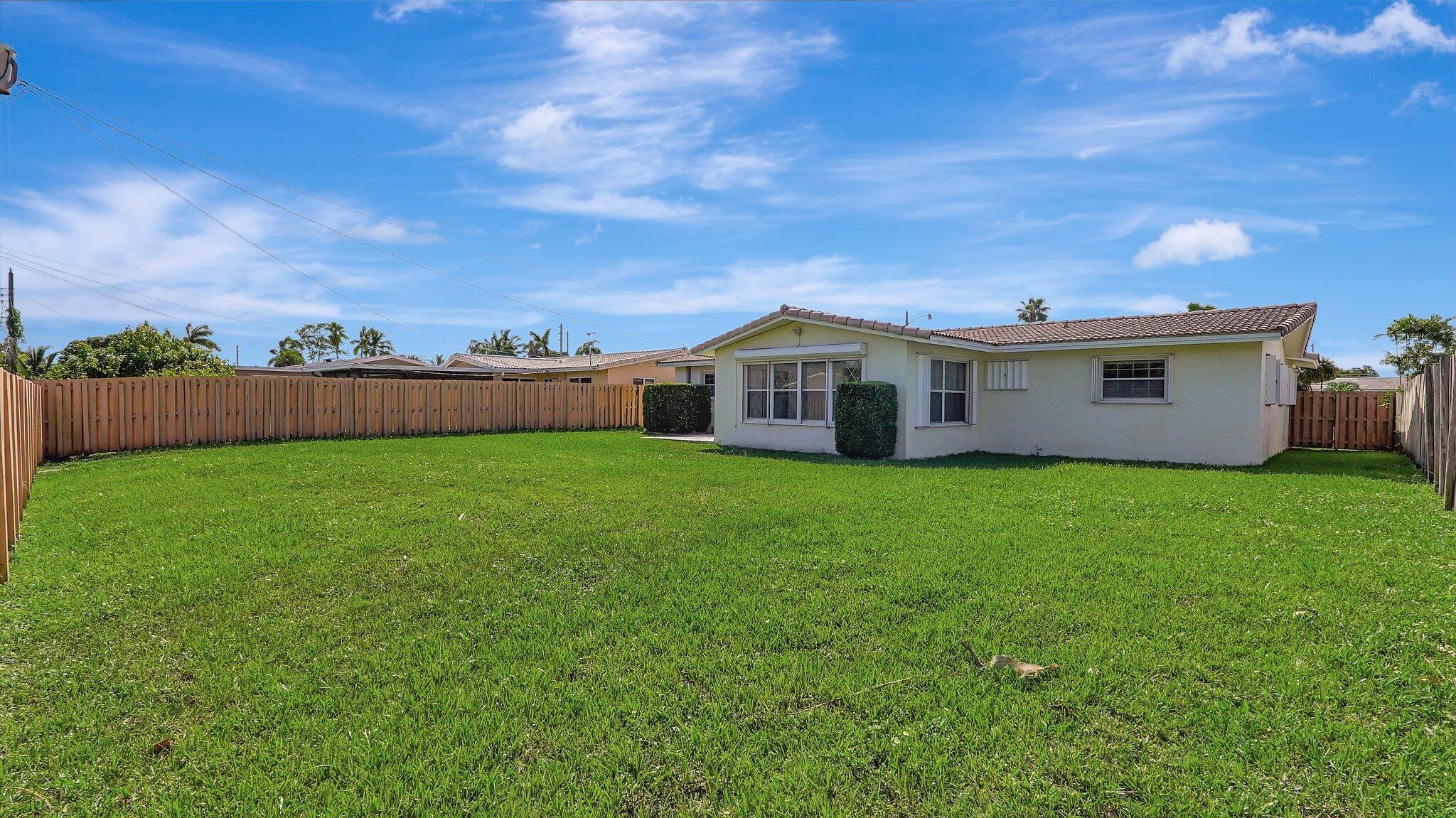 737 N Highland Drive