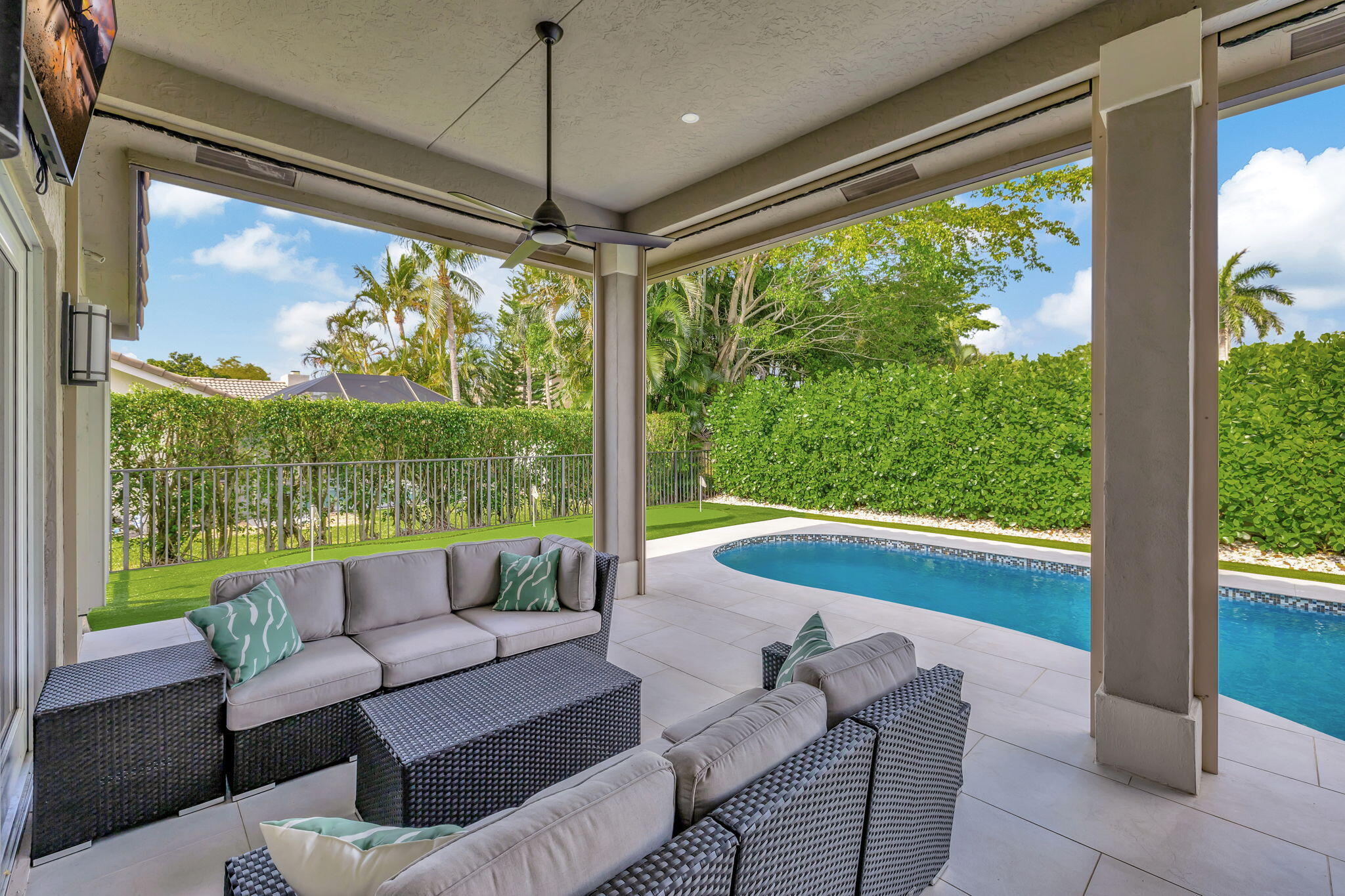 4445 NW 28th Way