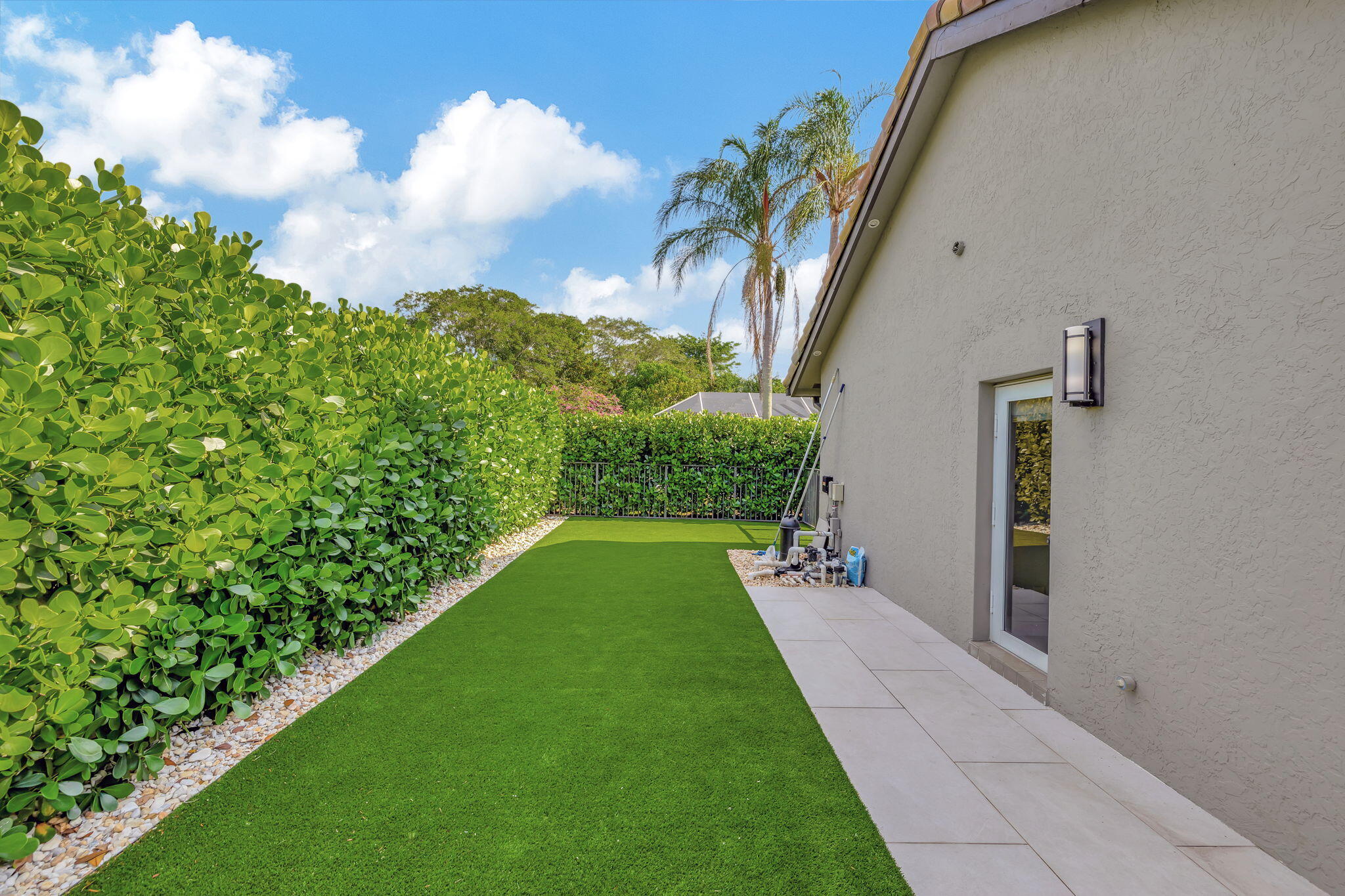 4445 NW 28th Way