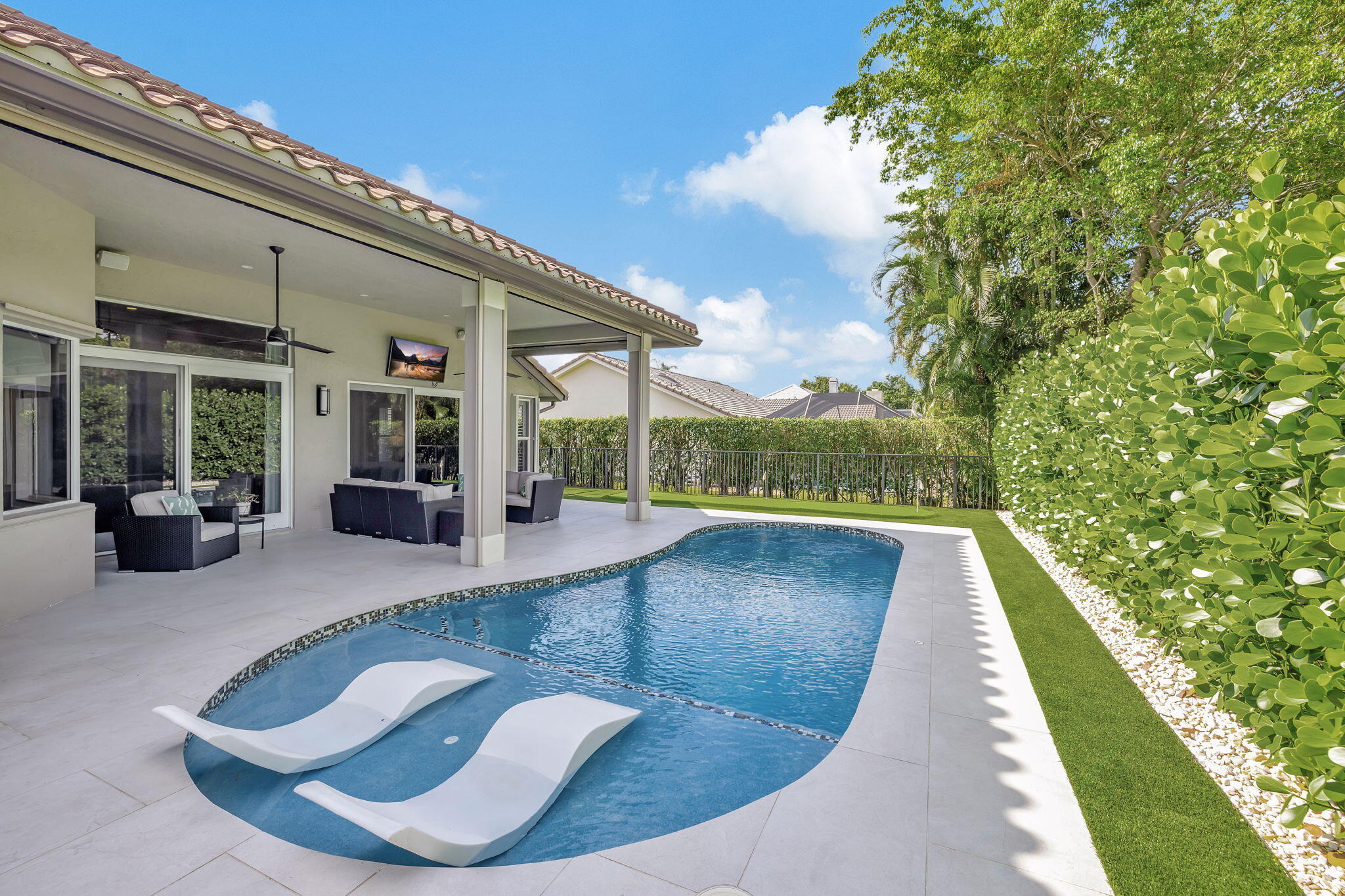 4445 NW 28th Way