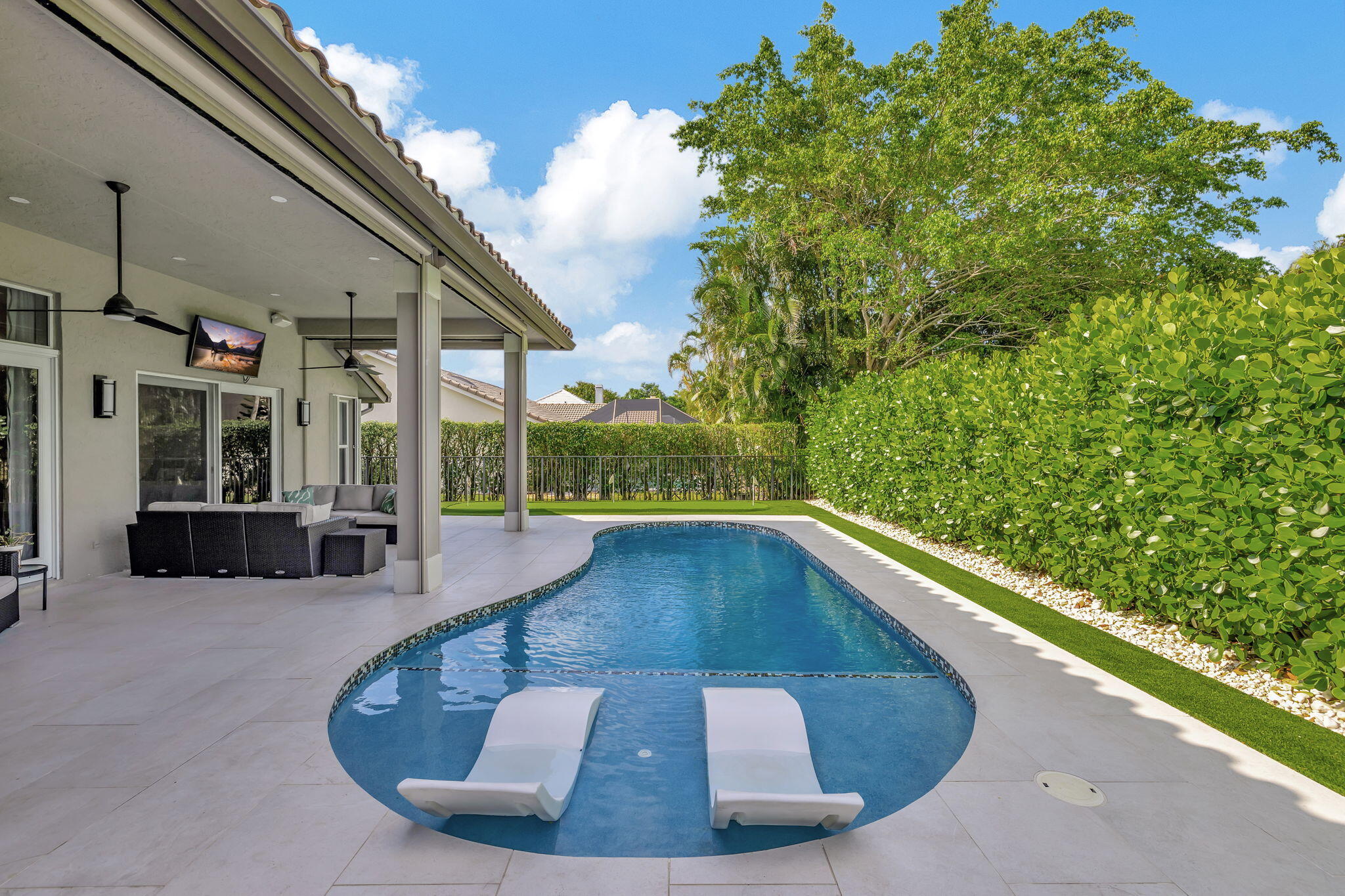 4445 NW 28th Way