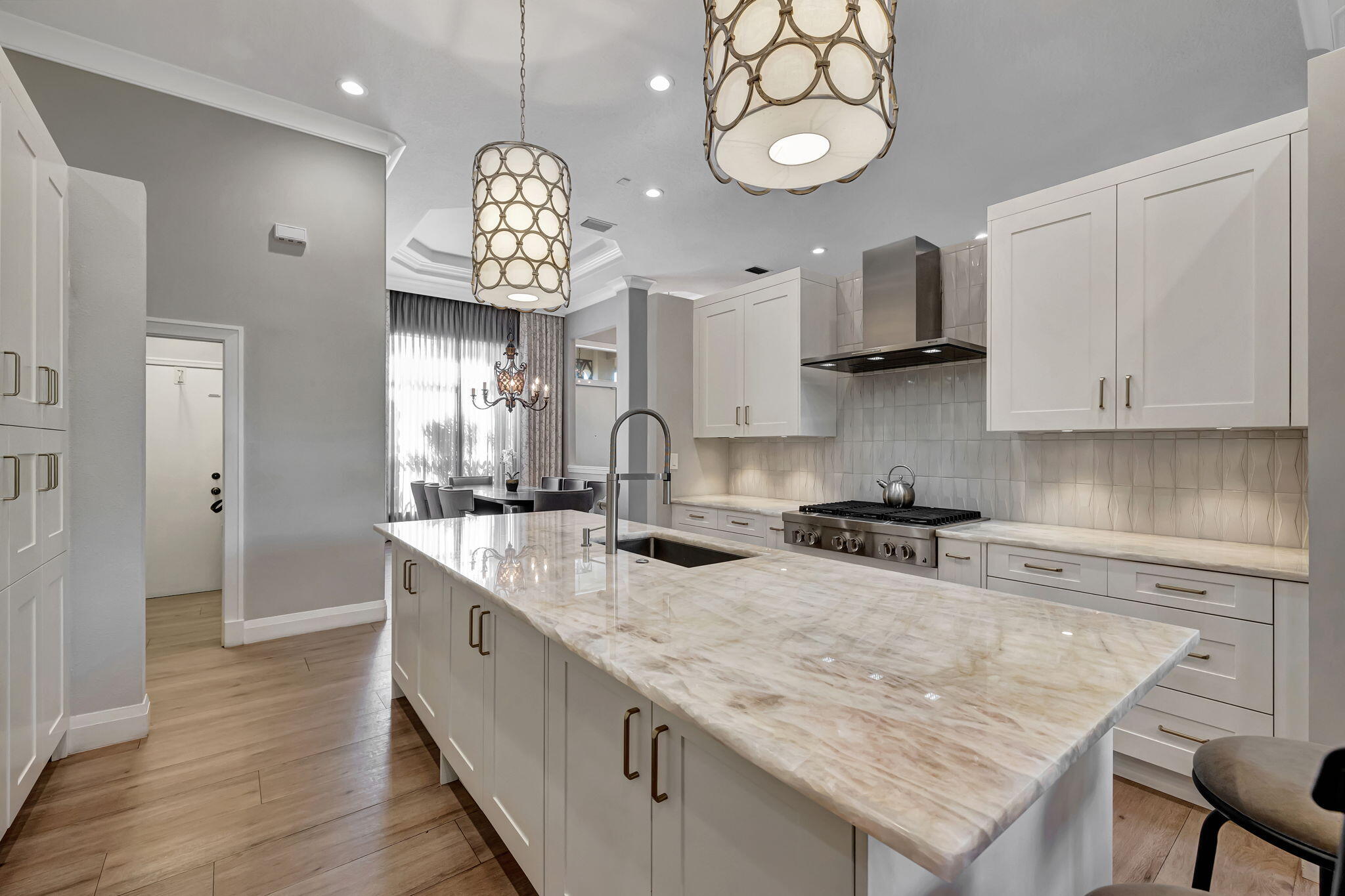 4445 NW 28th Way