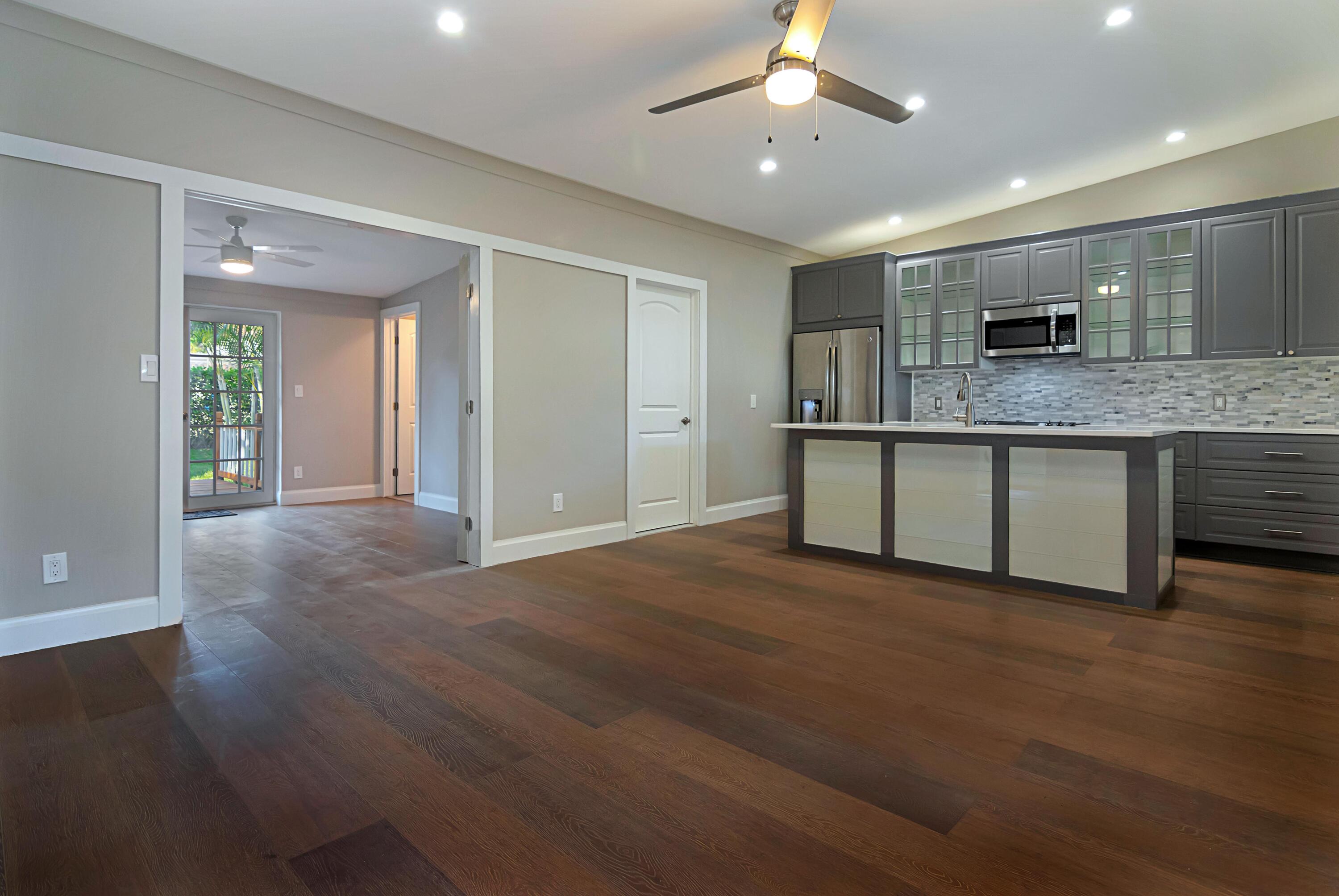 959 SW 18th Street W