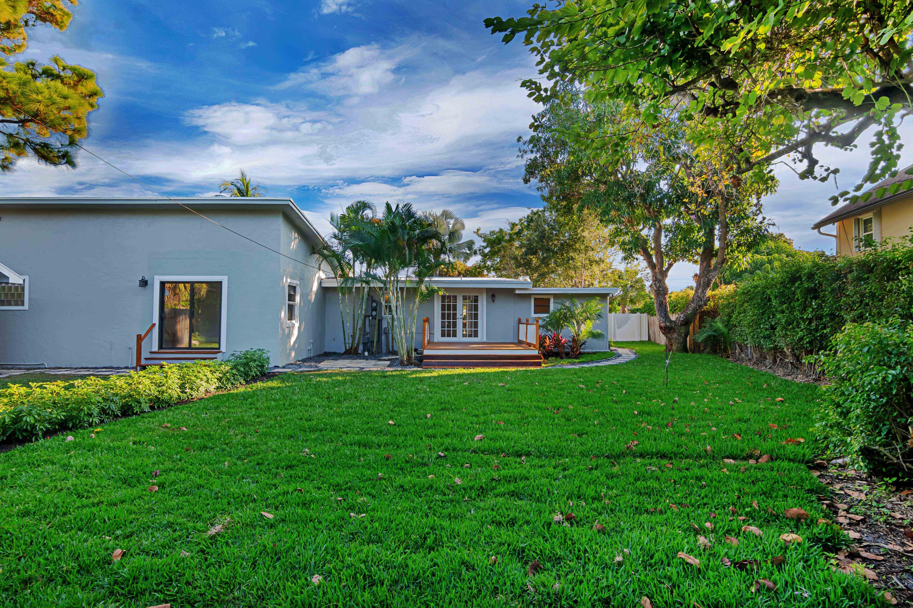 959 SW 18th Street W