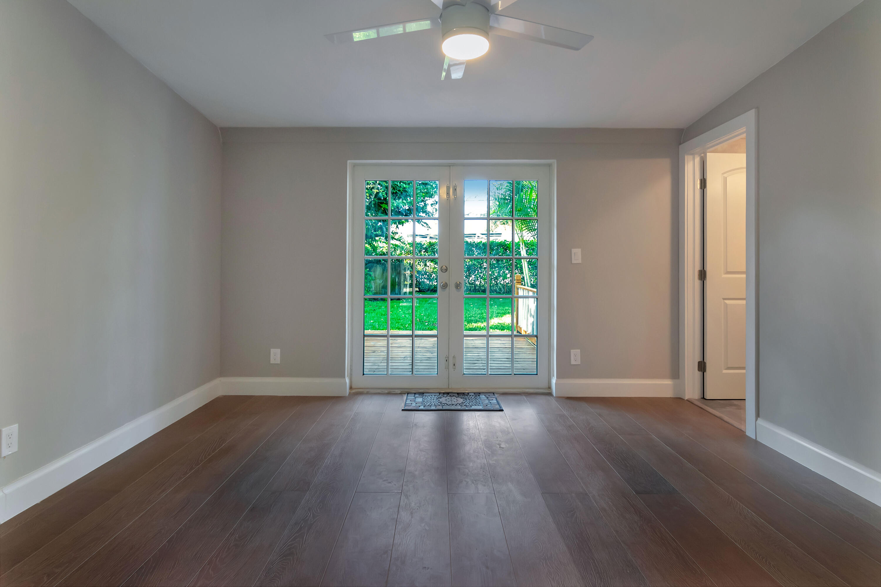 959 SW 18th Street W