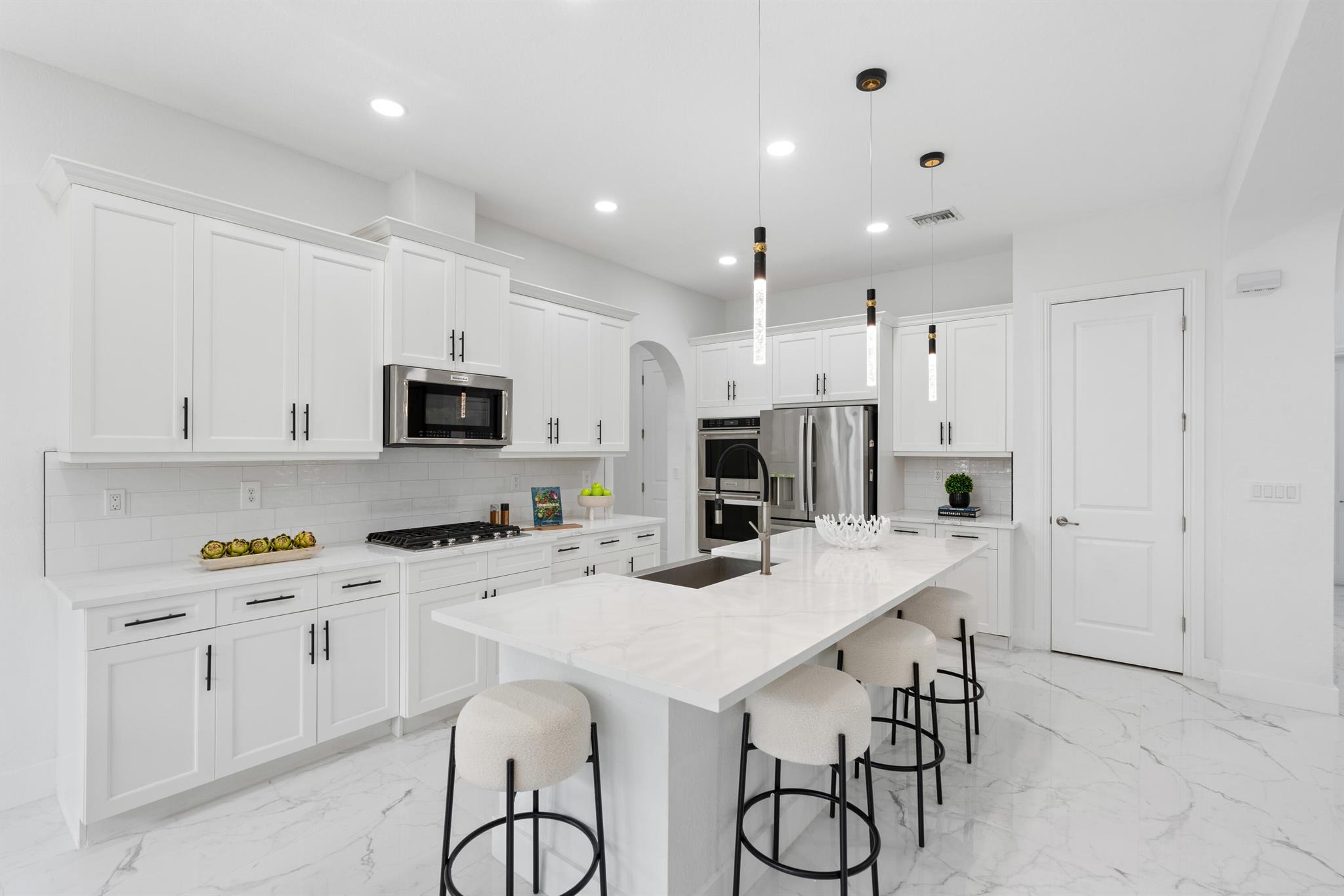 9260 Meridian Drive E