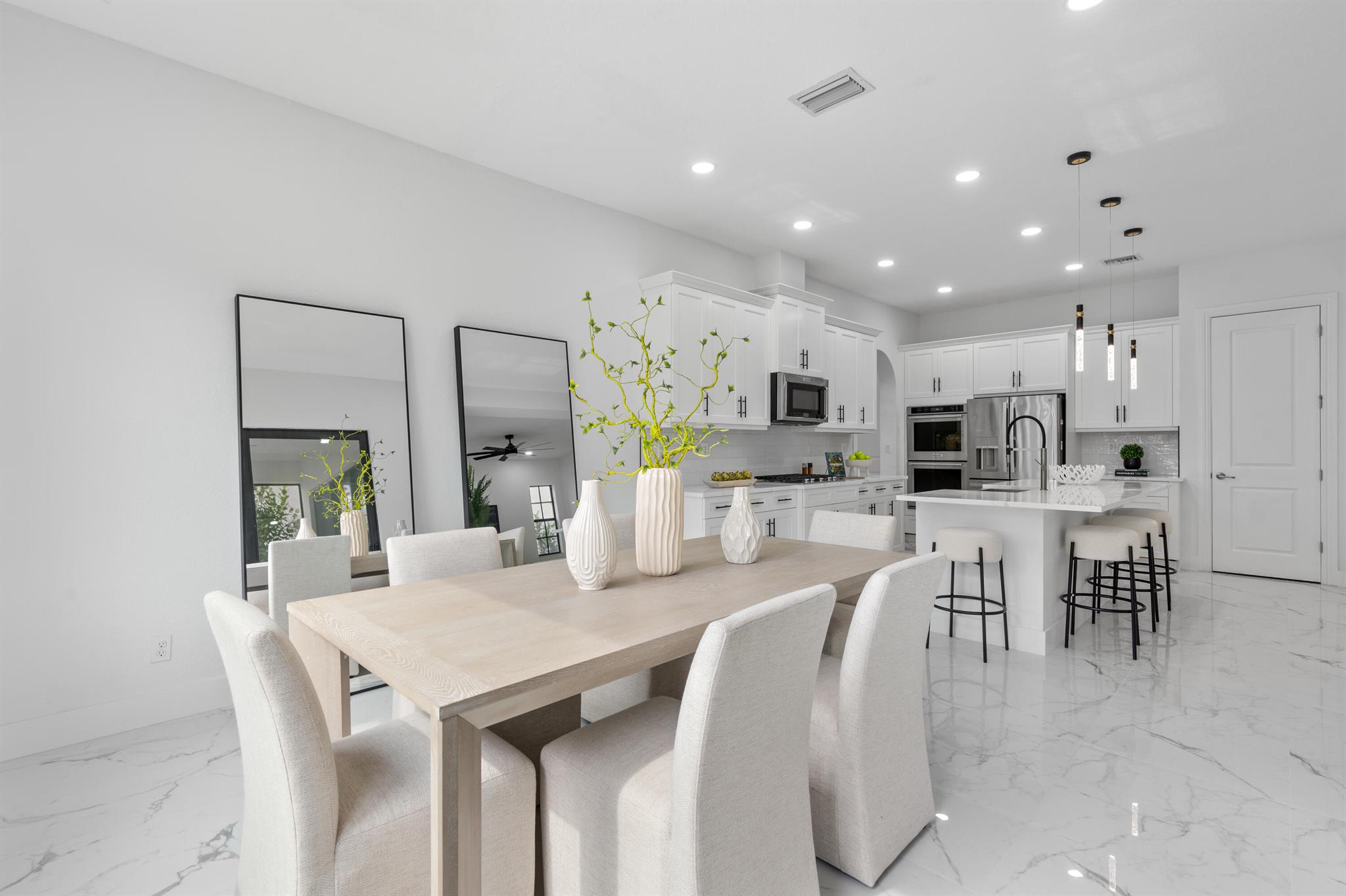 9260 Meridian Drive E