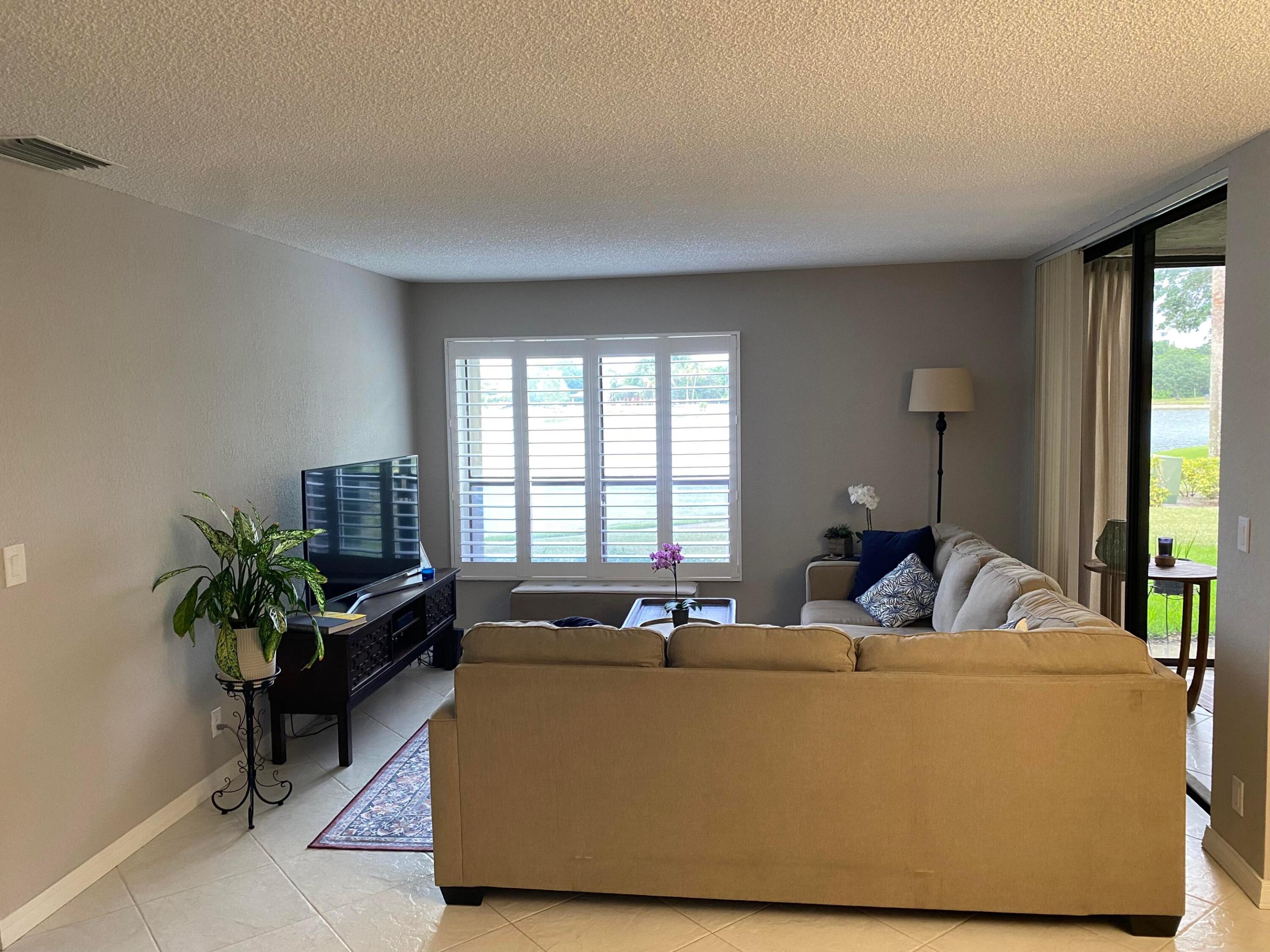 2737 Carambola Circle S 1912