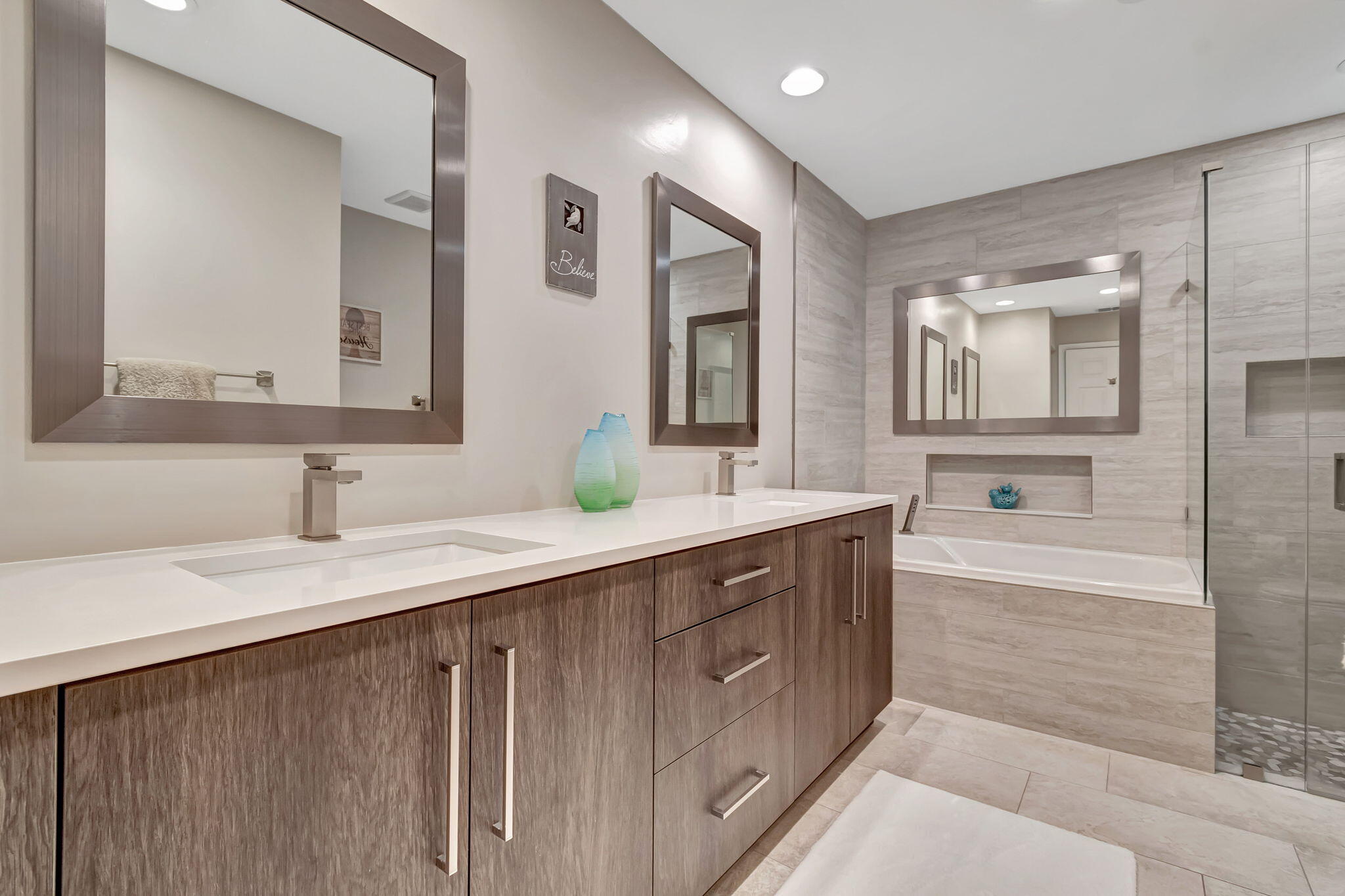5771 Coach House Circle C