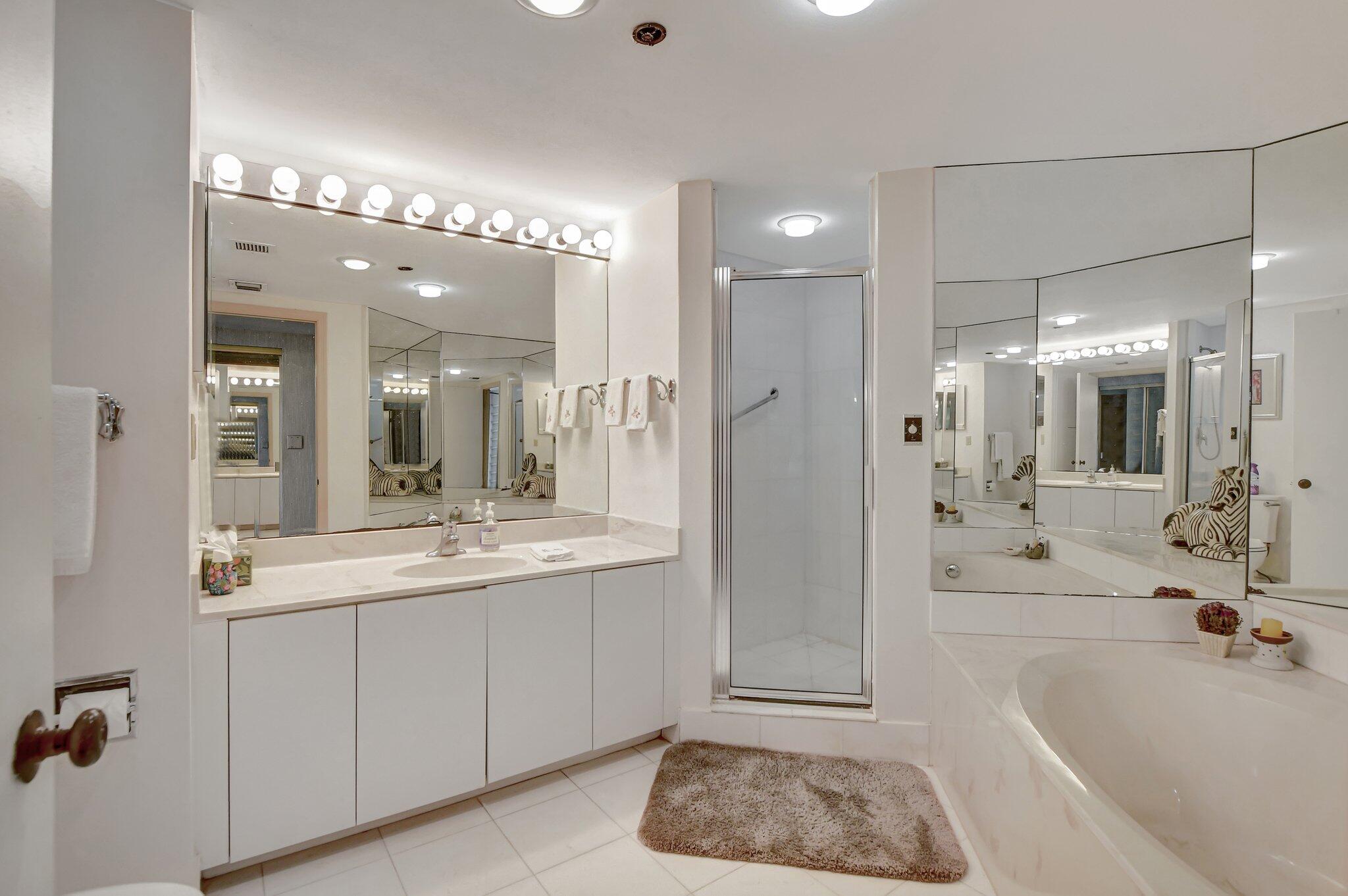 100 SE 5th Avenue 504