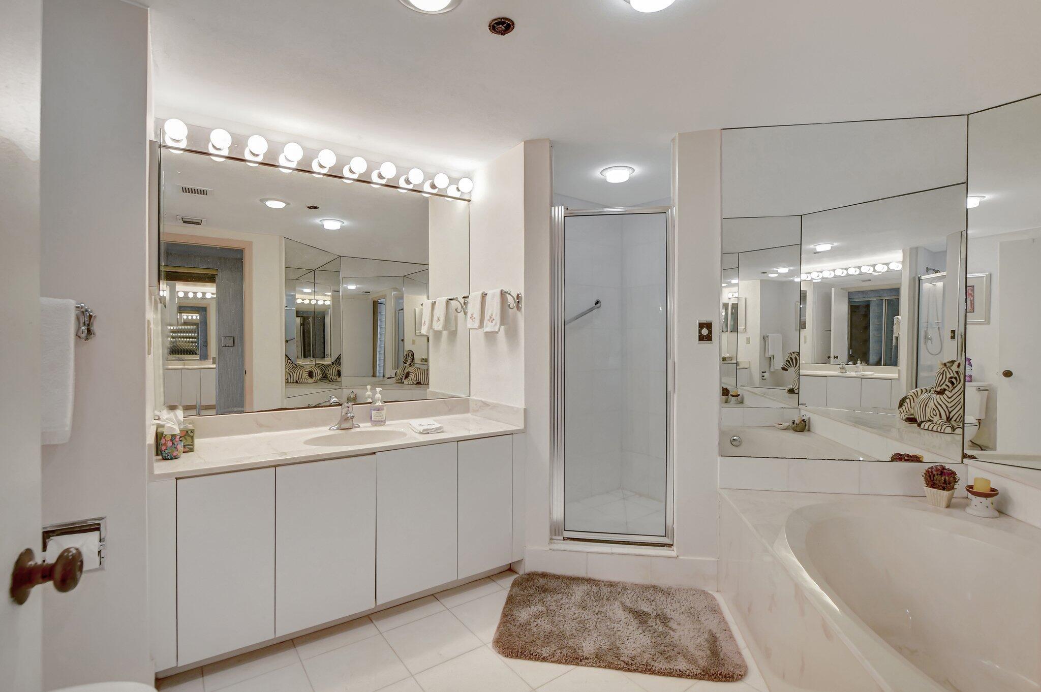 100 SE 5th Avenue 504