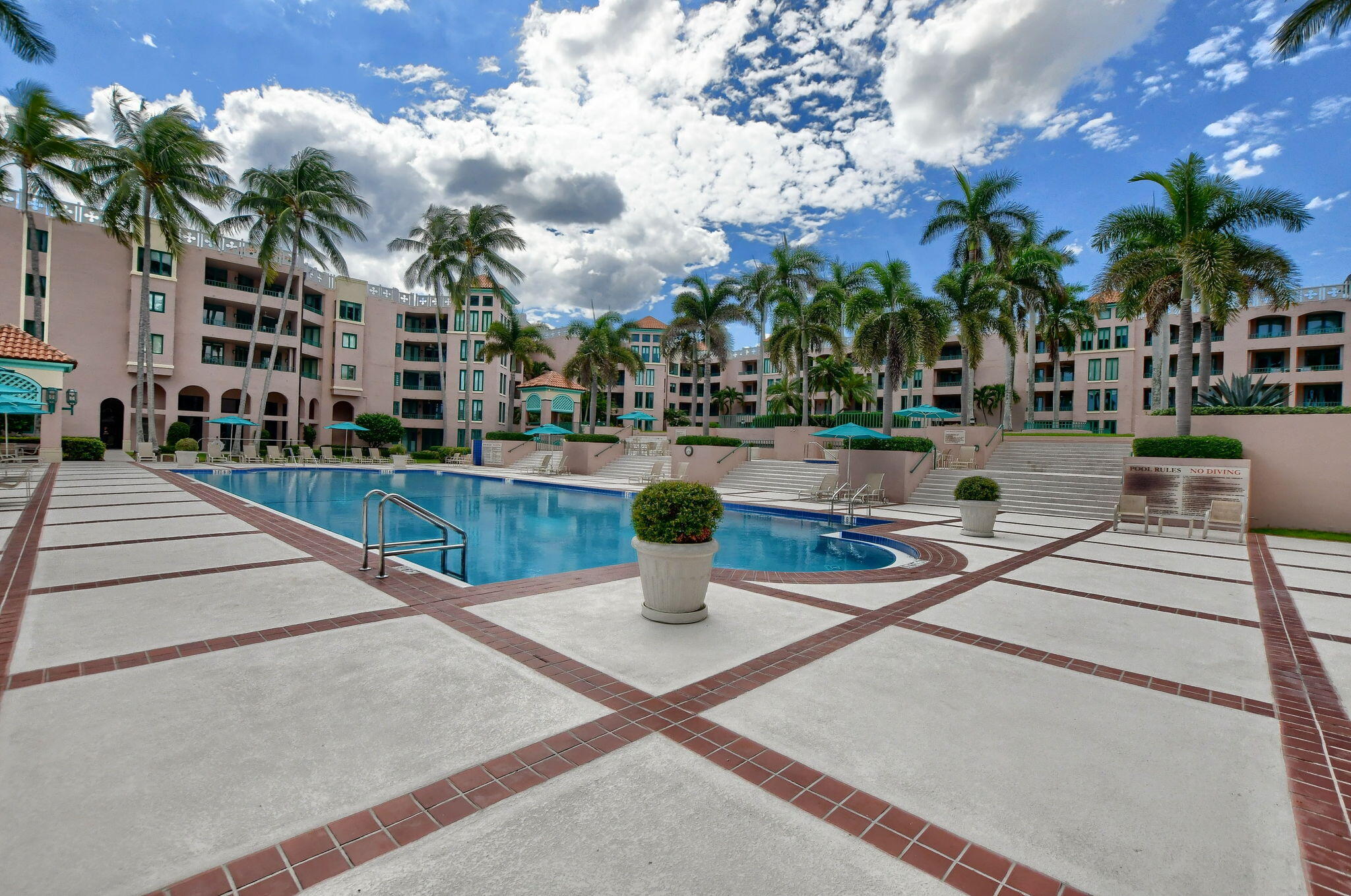 100 SE 5th Avenue 504