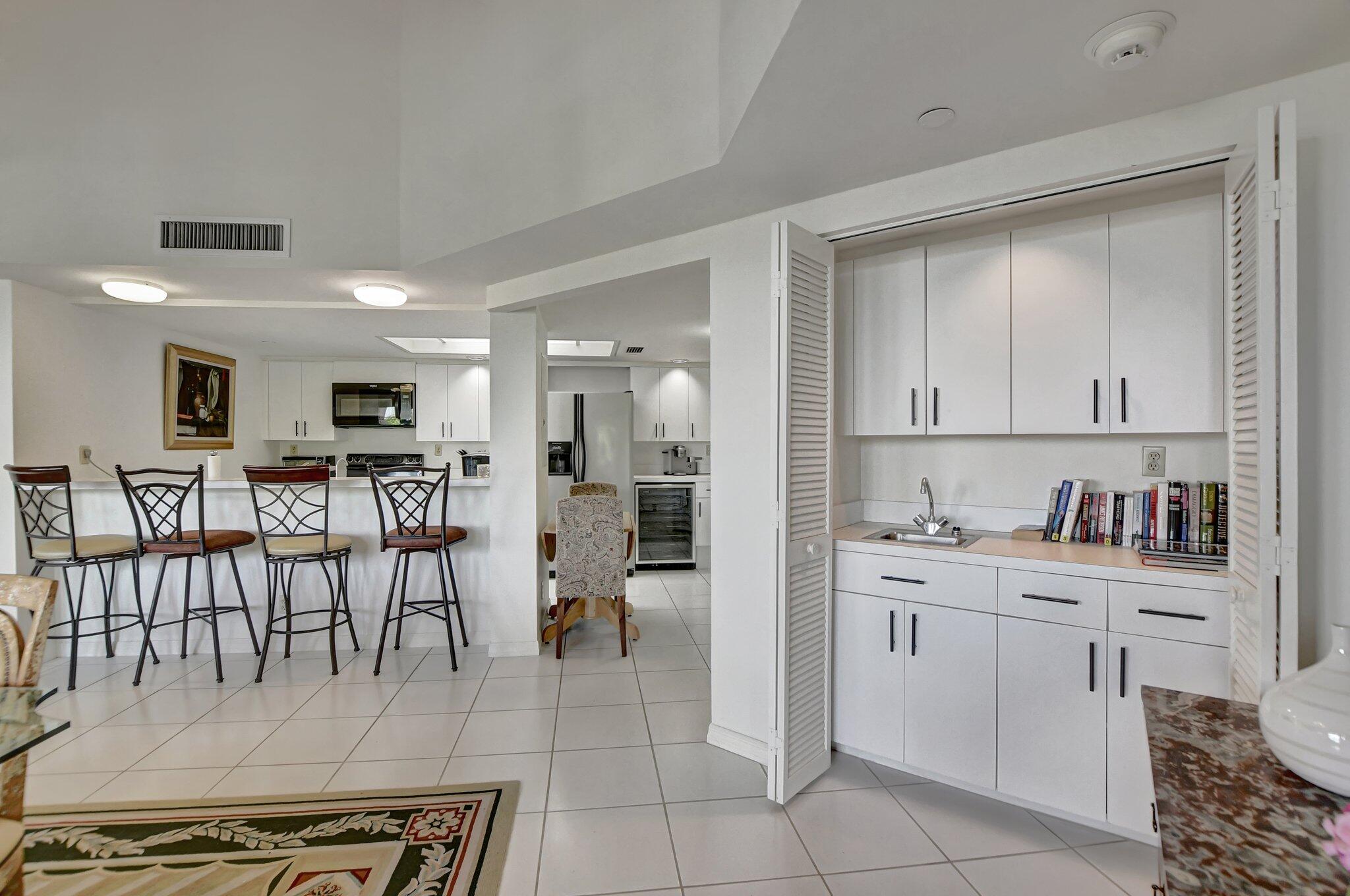 100 SE 5th Avenue 504
