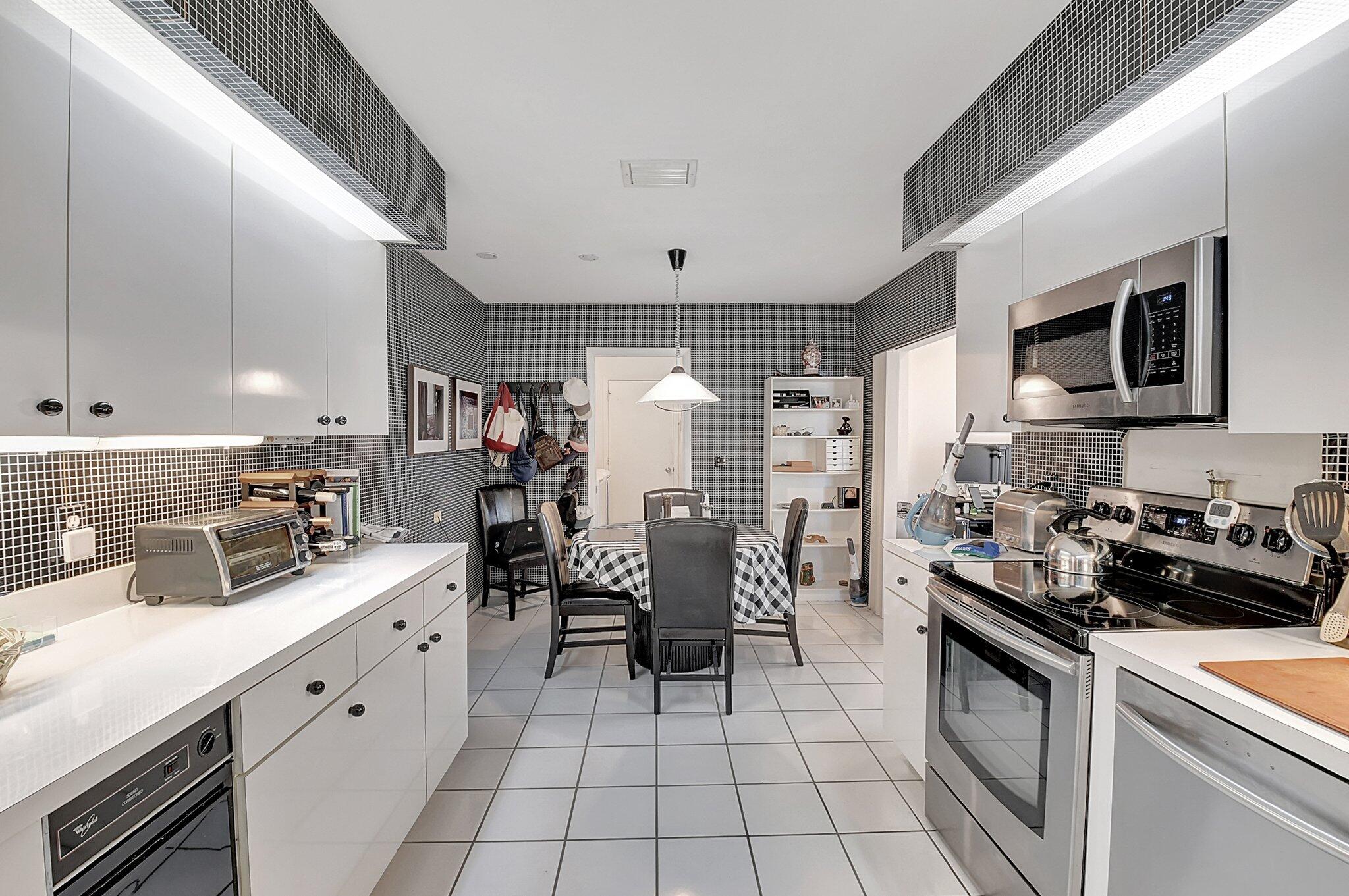 3 Eastgate Drive A