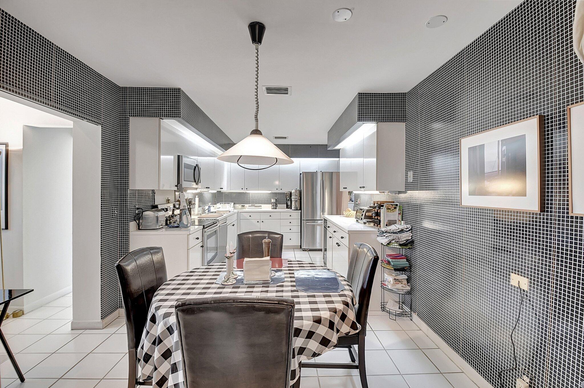 3 Eastgate Drive A