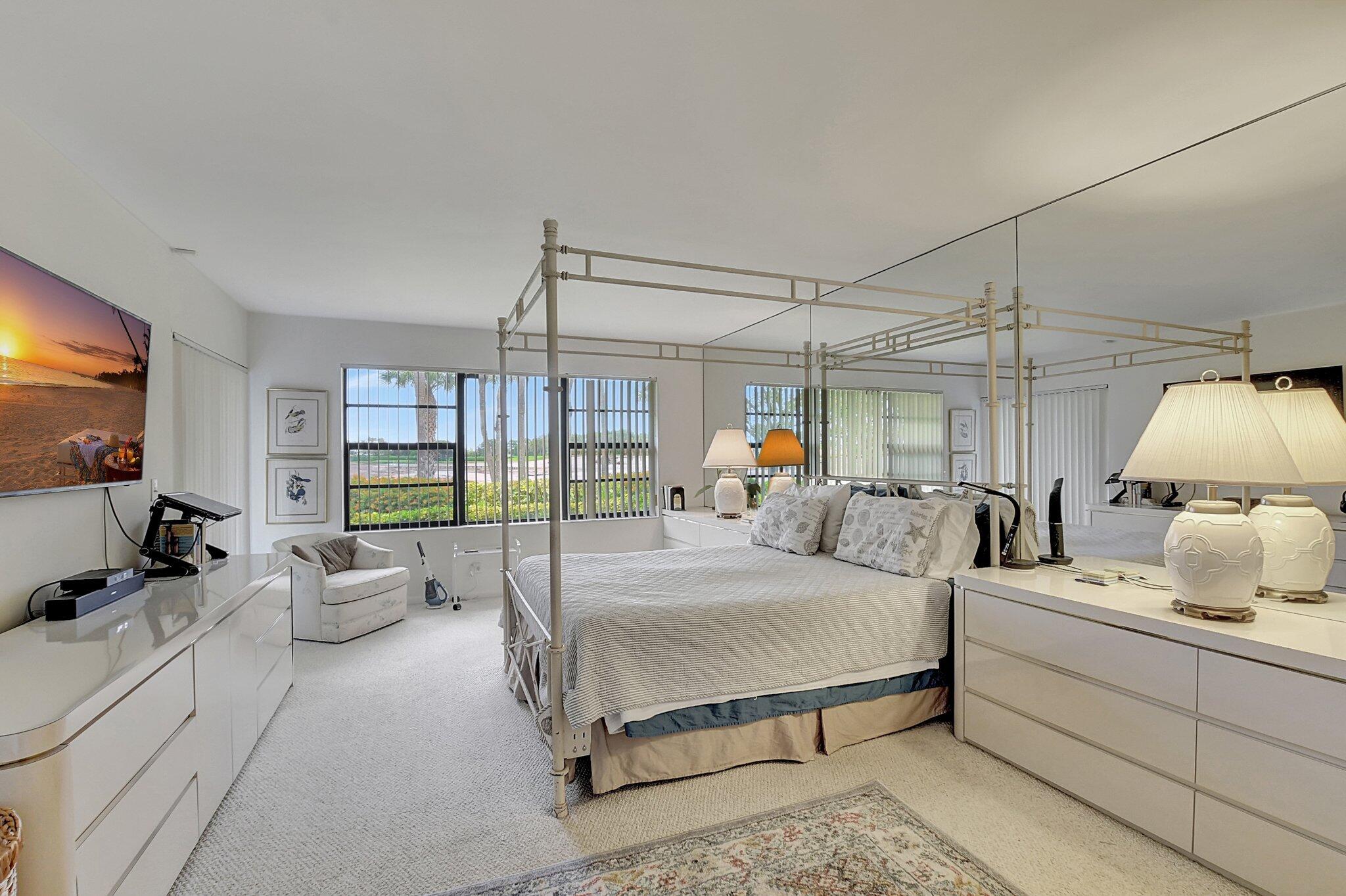 3 Eastgate Drive A