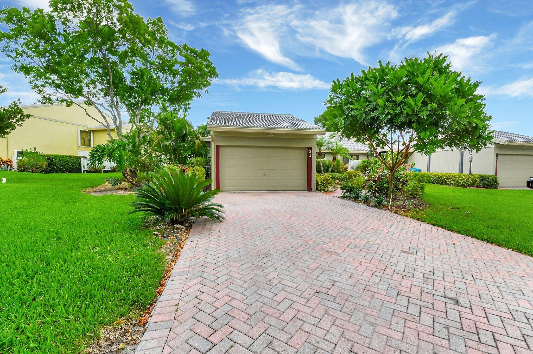 3 Eastgate Drive A