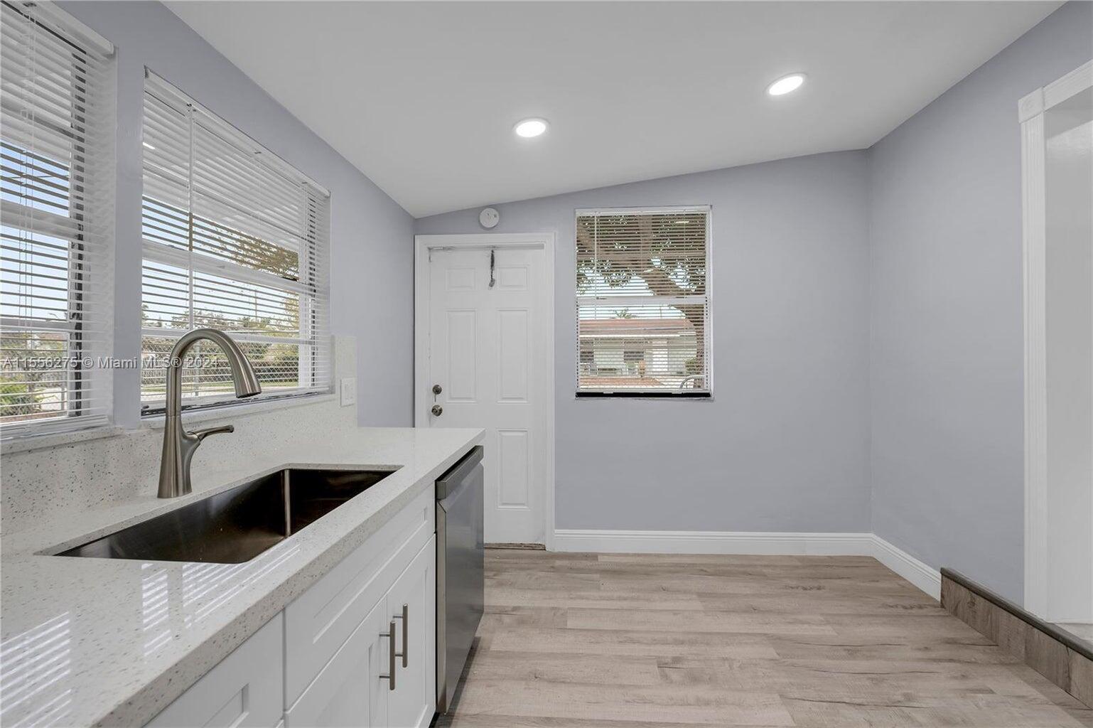 145 SW 13 Th Avenue