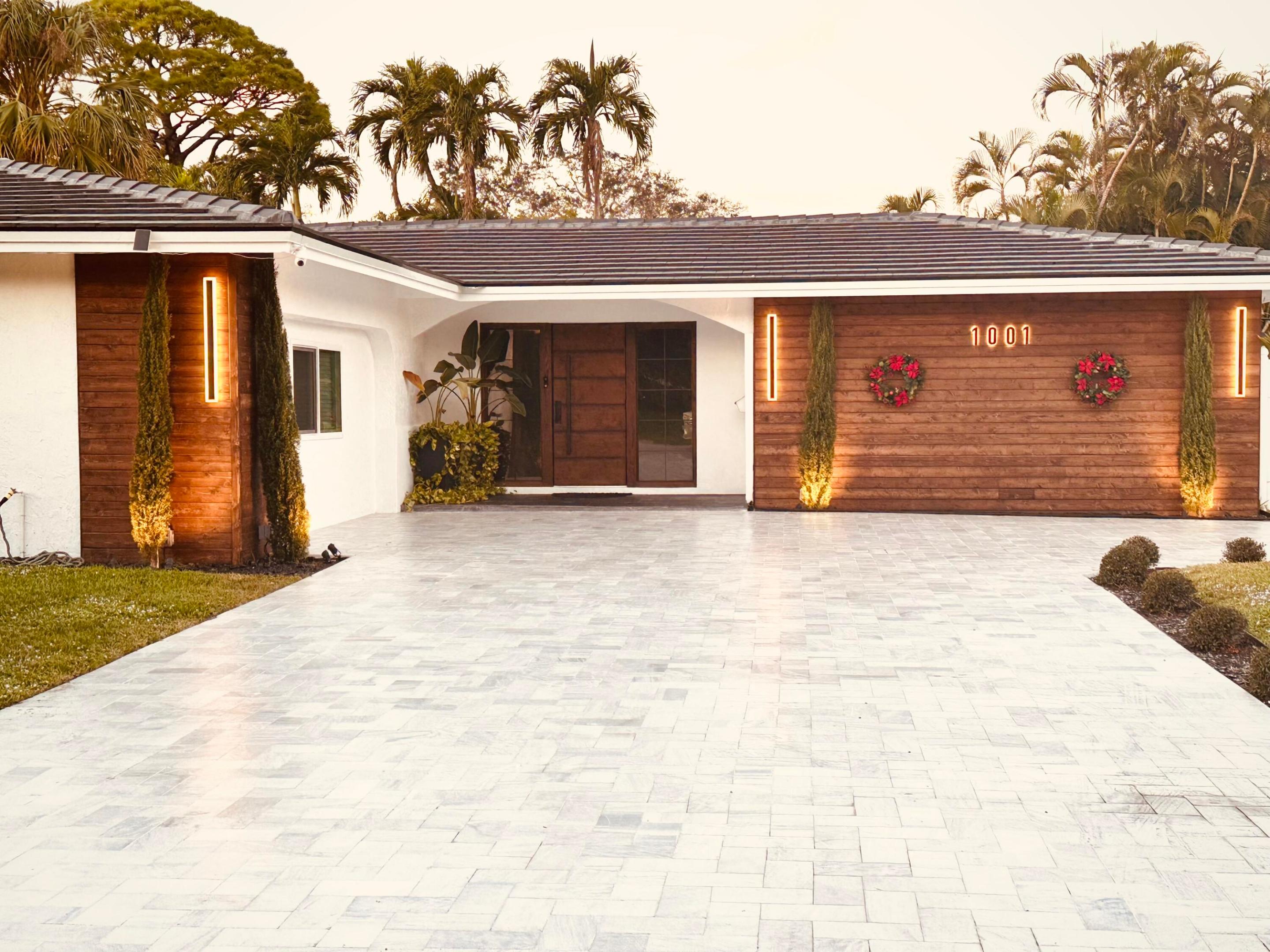 1001 W Palmetto Park Road