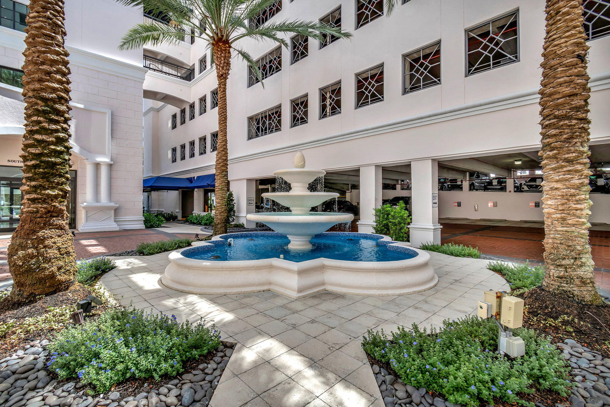 233 S Federal Highway 701