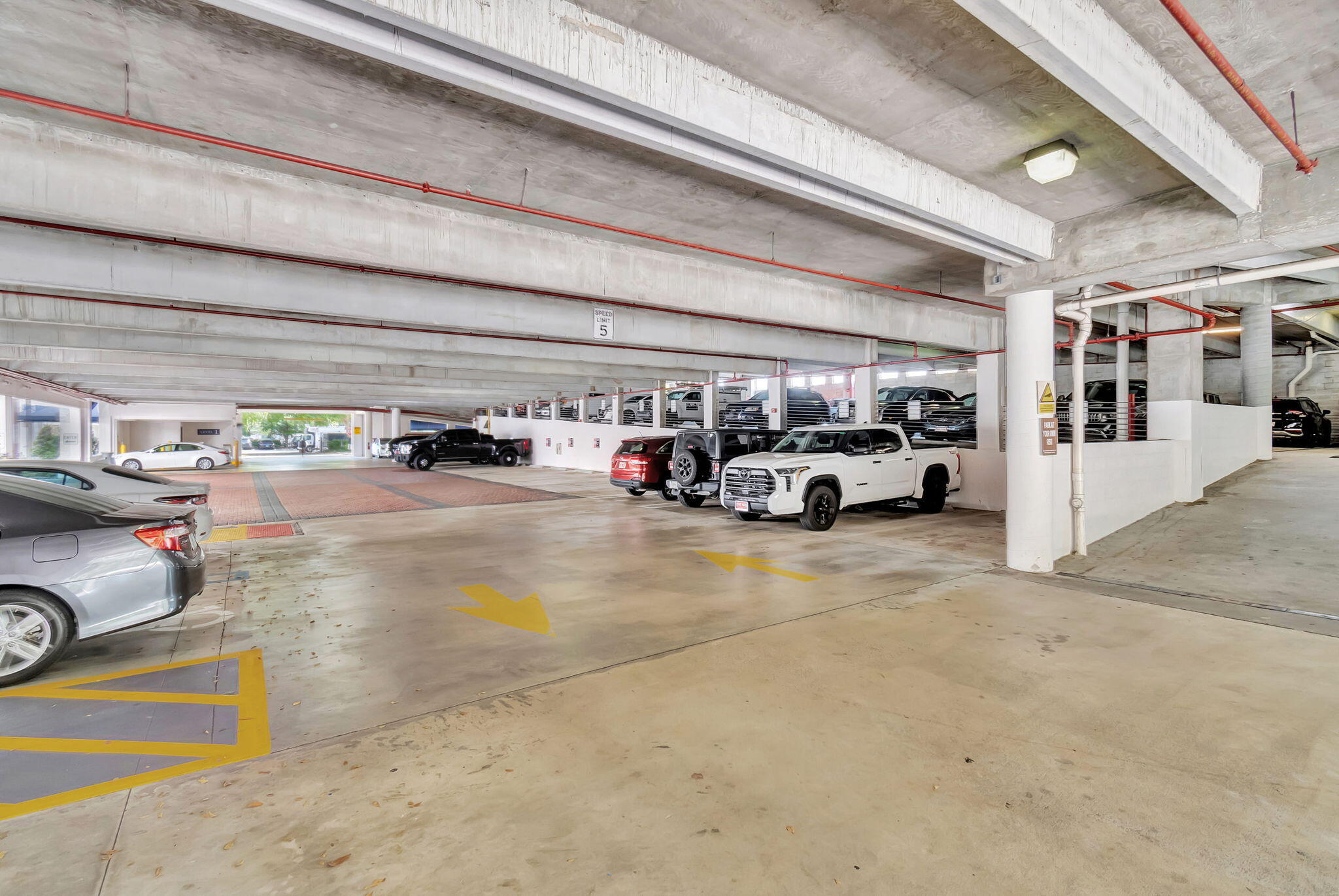 233 S Federal Highway 701