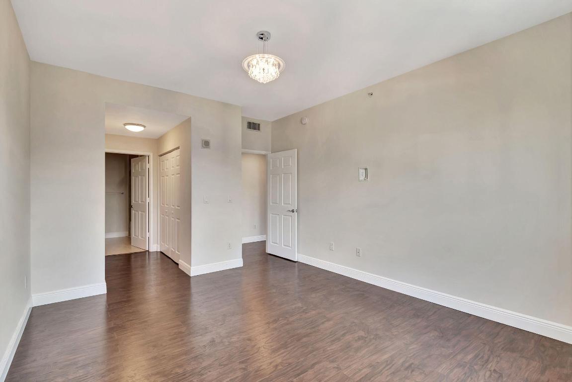 233 S Federal Highway 701