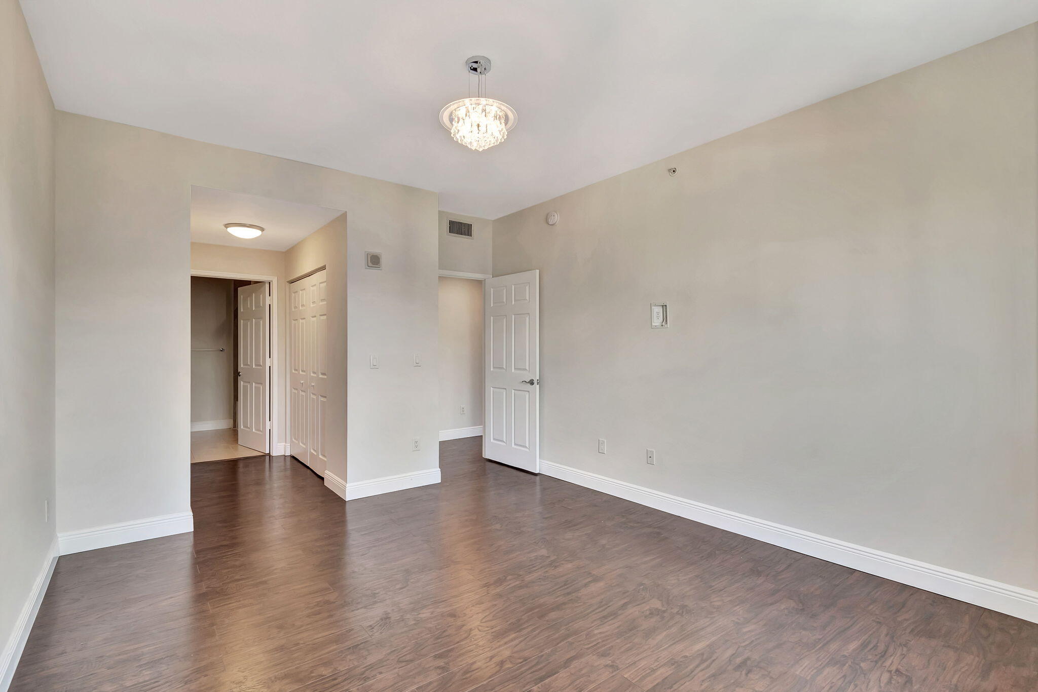 233 S Federal Highway 701