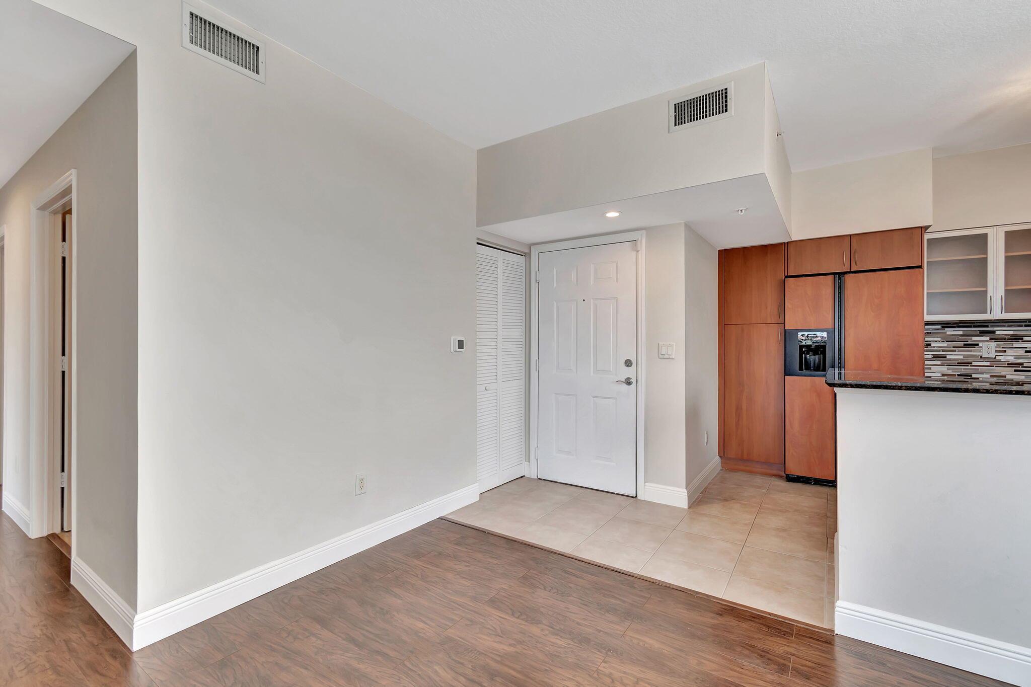 233 S Federal Highway 701