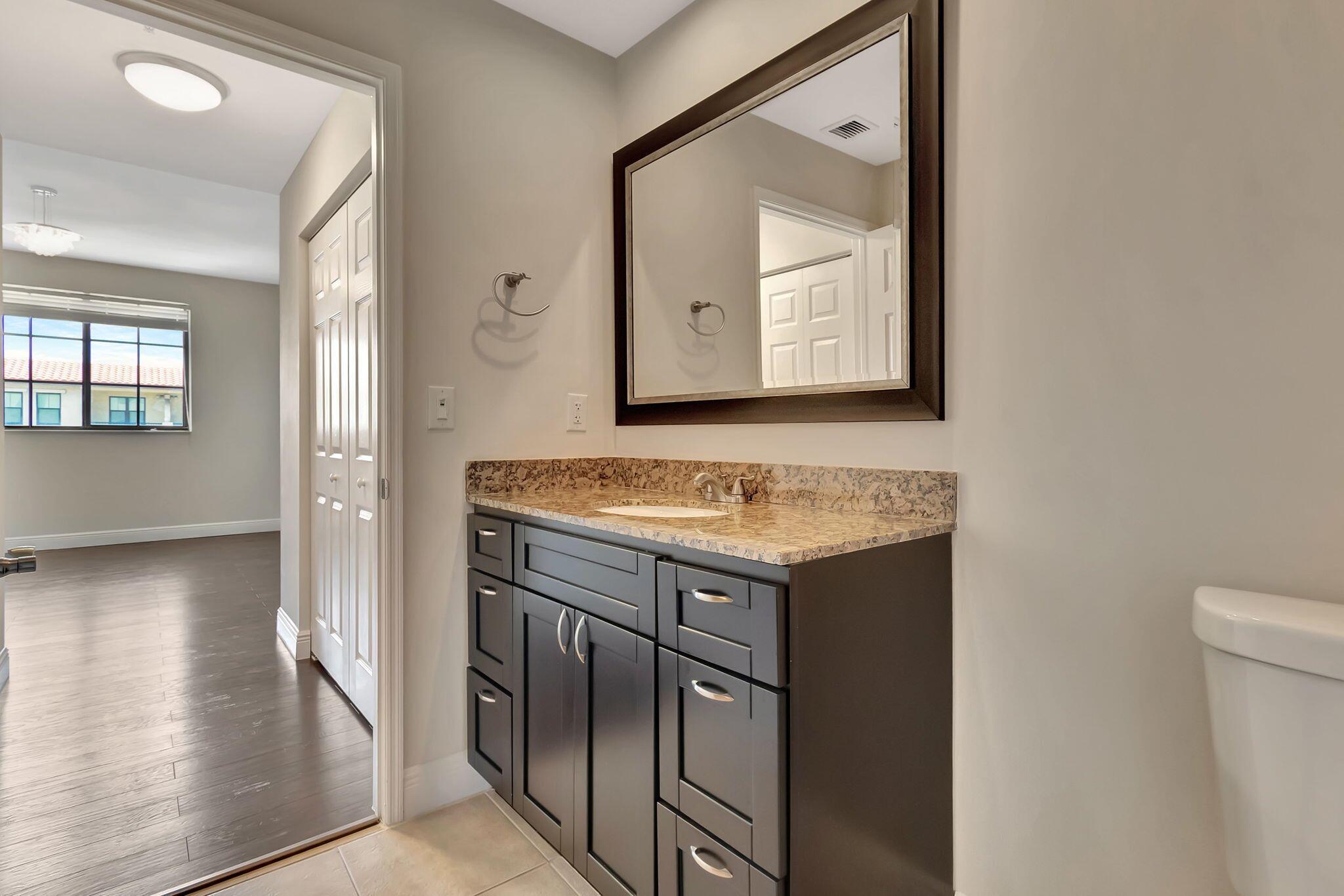 233 S Federal Highway 701