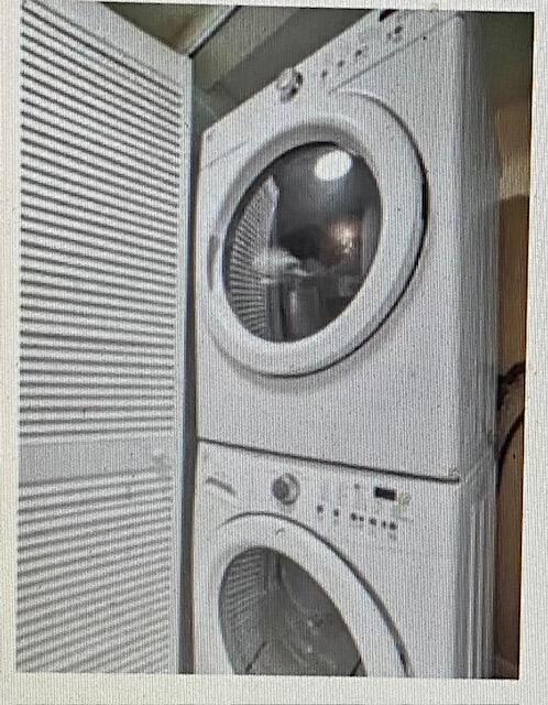 3576 N University Drive D-5