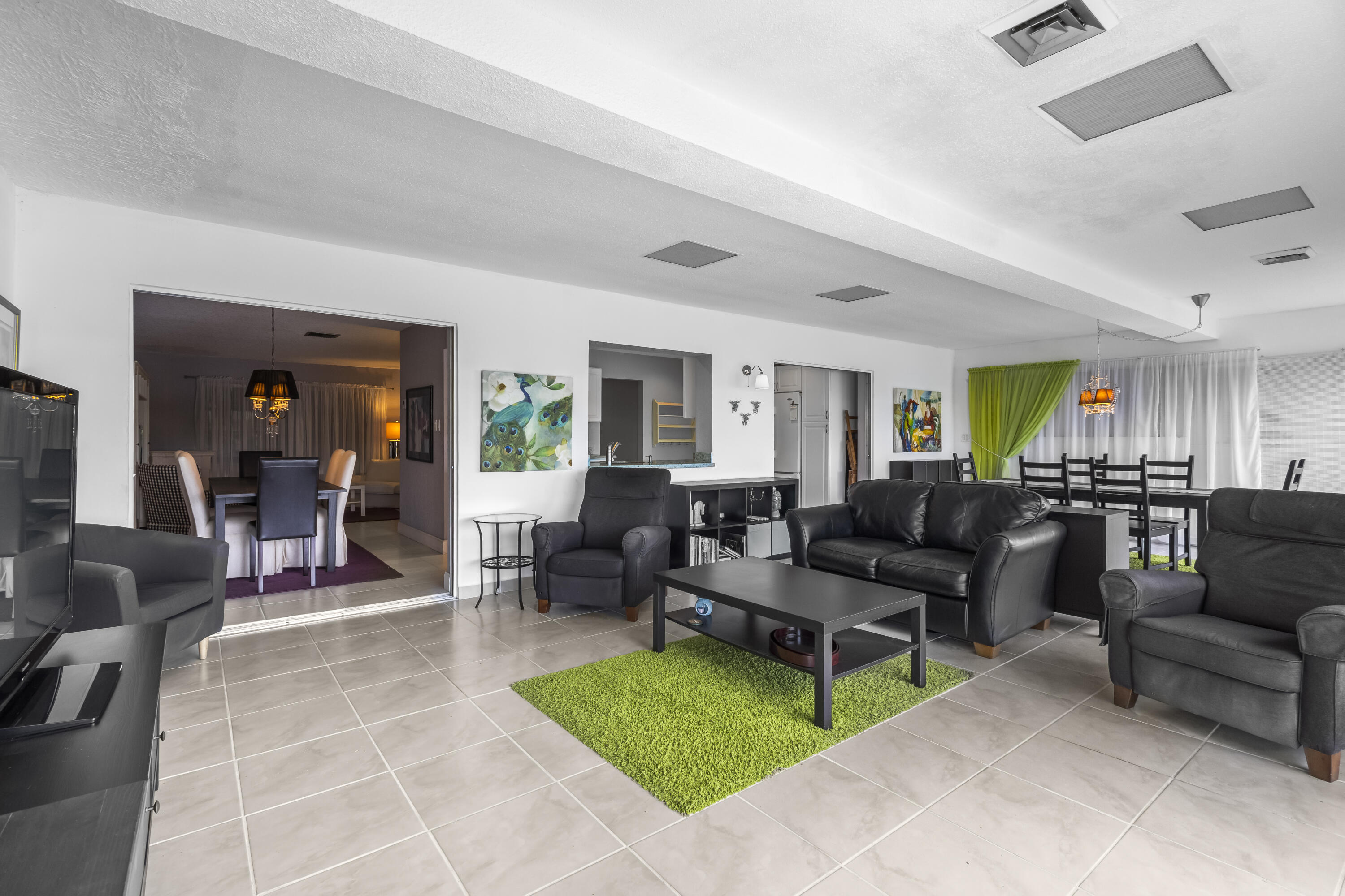 8201 NW 58 Place