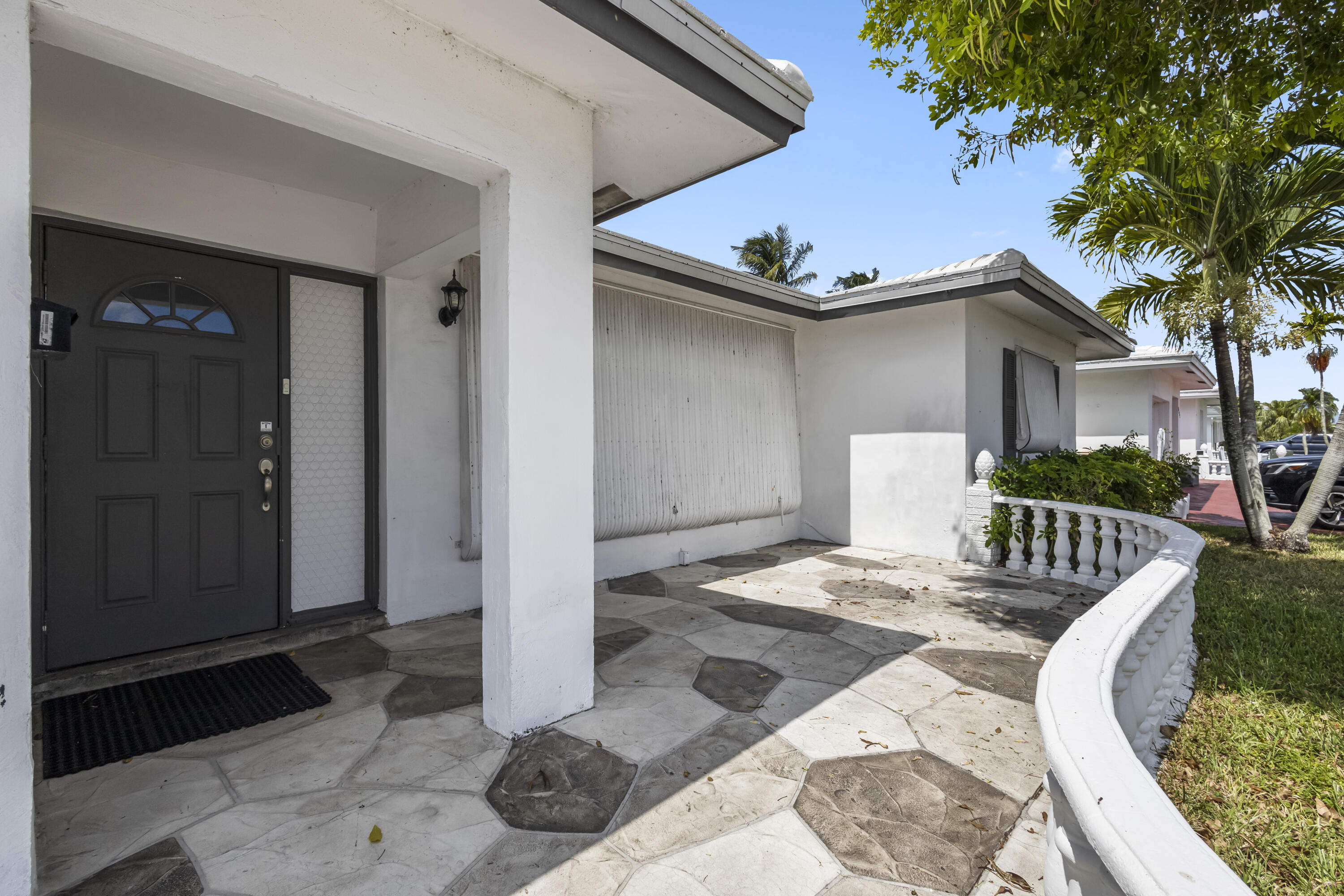8201 NW 58 Place
