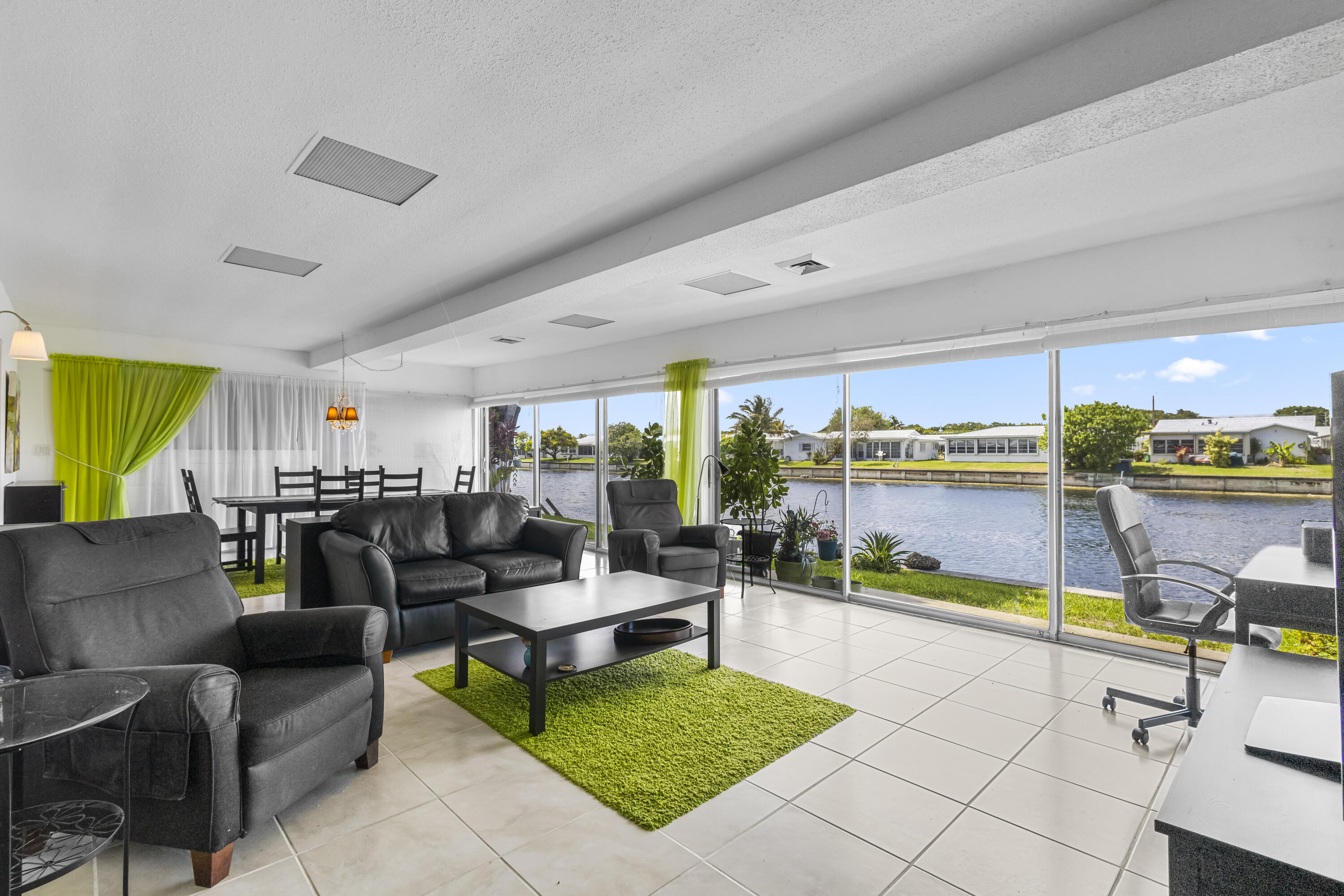 8201 NW 58 Place