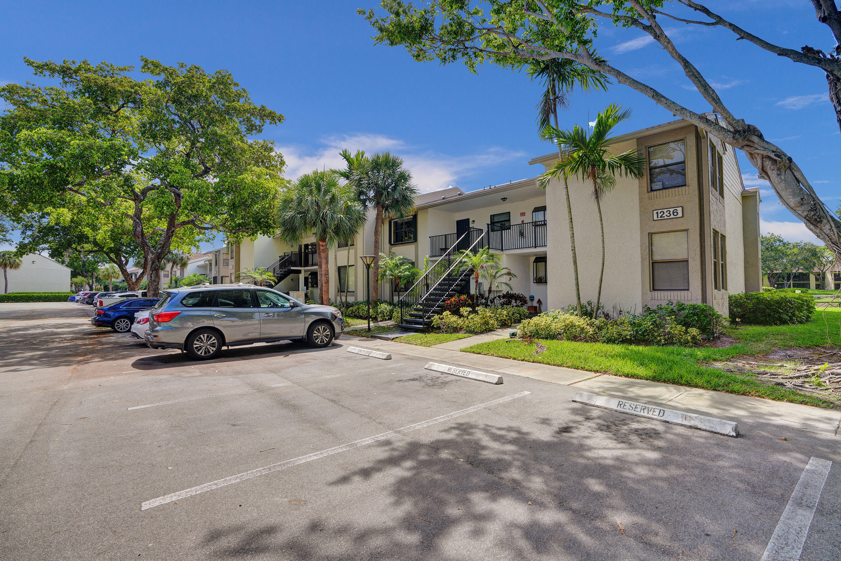 1236 S Military Trail 1512