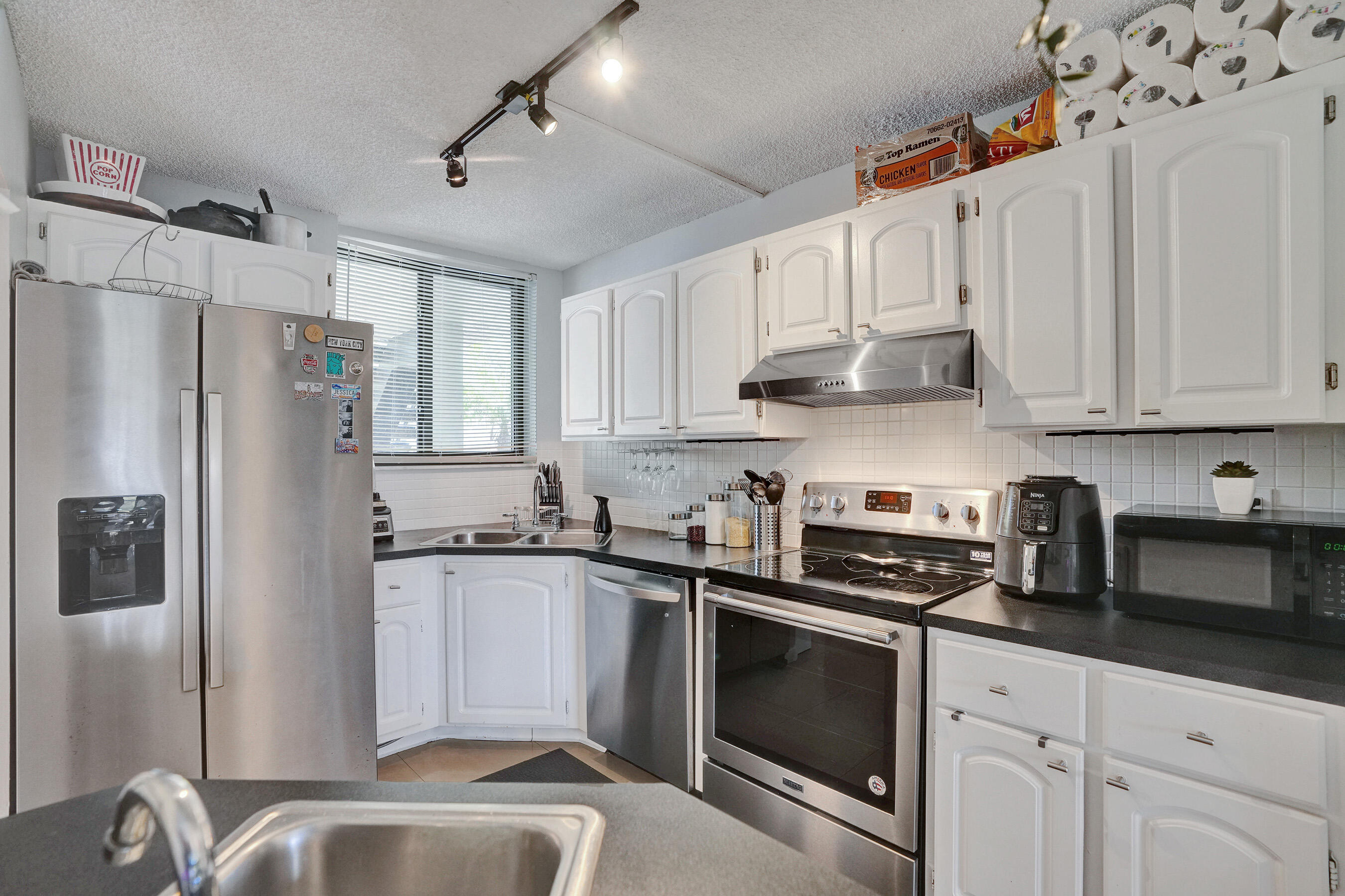 1236 S Military Trail 1512