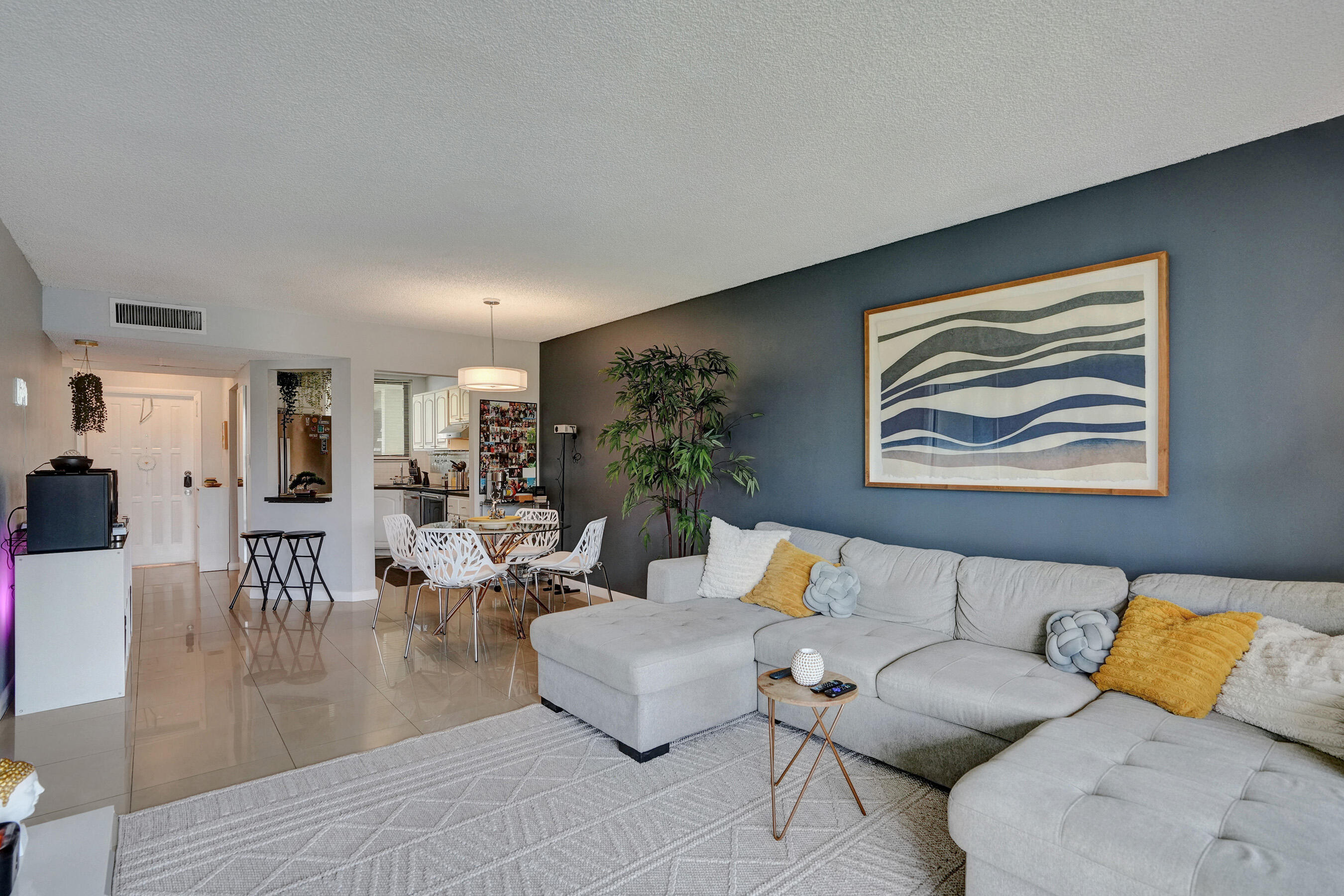 1236 S Military Trail 1512