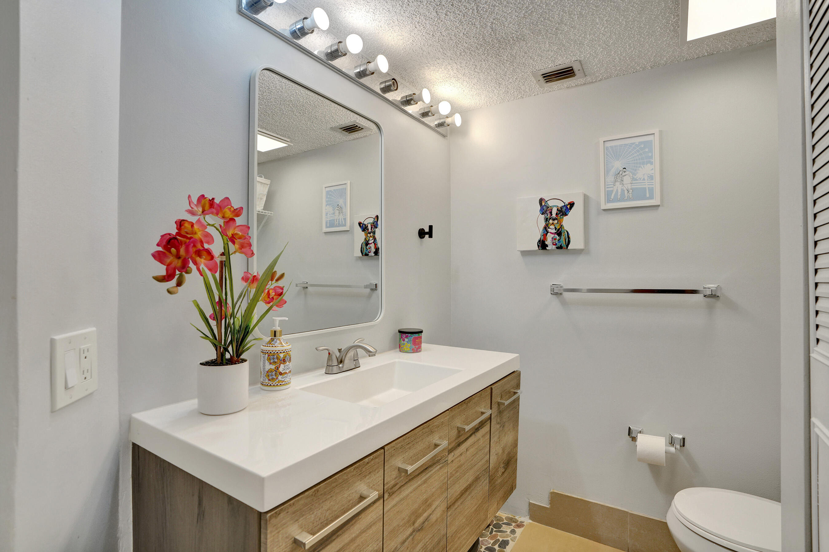 1236 S Military Trail 1512