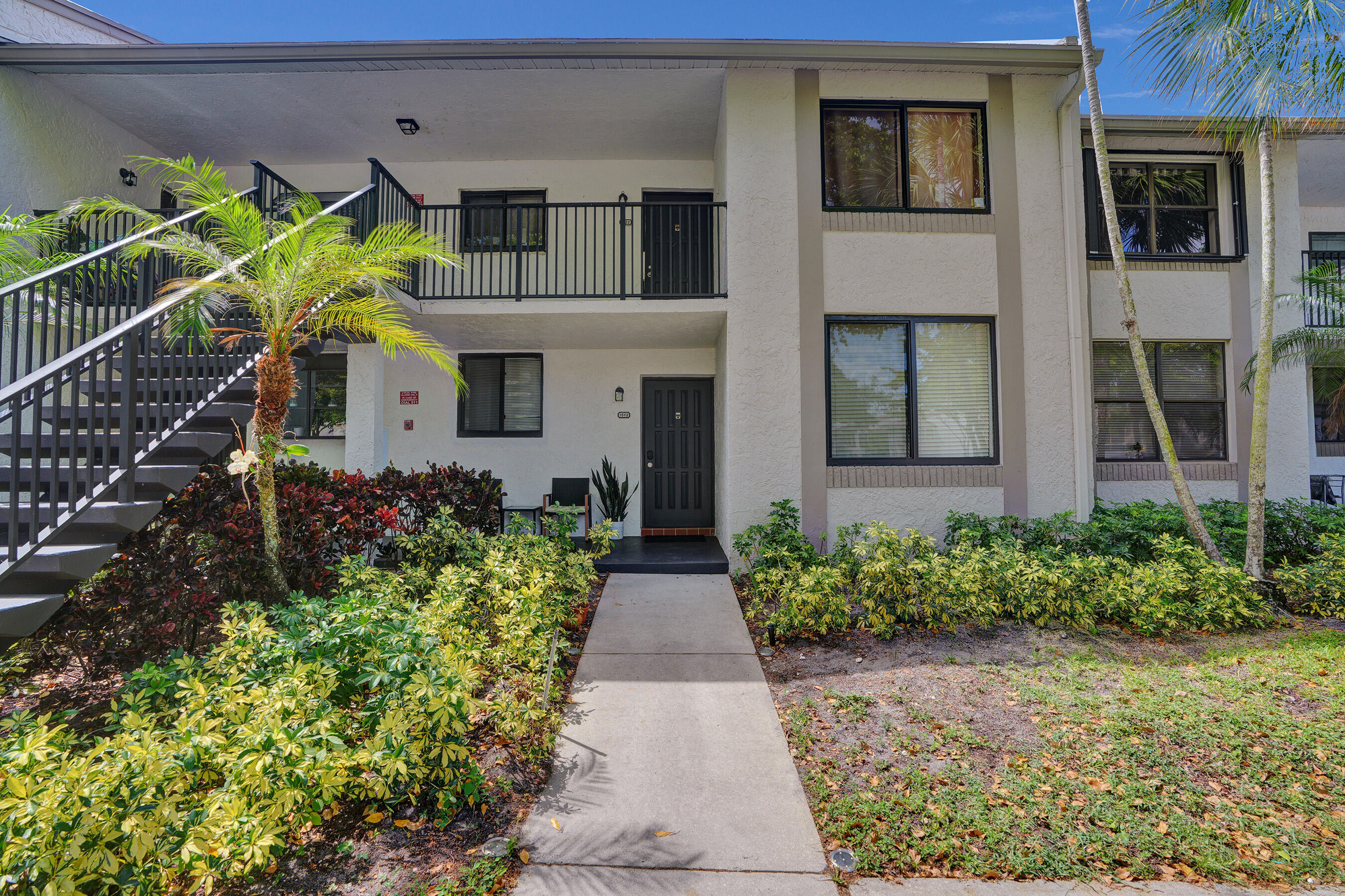 1236 S Military Trail 1512