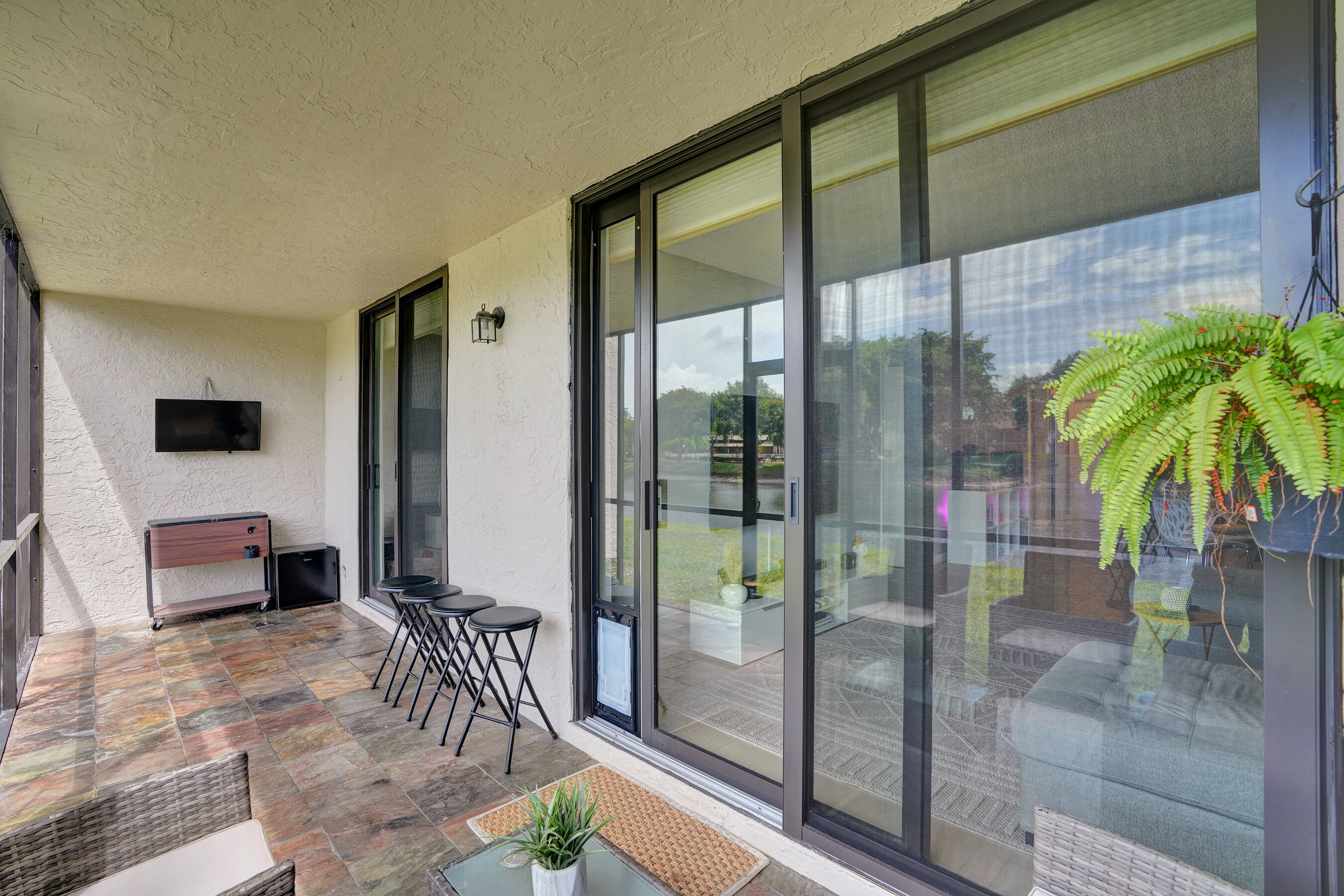 1236 S Military Trail 1512