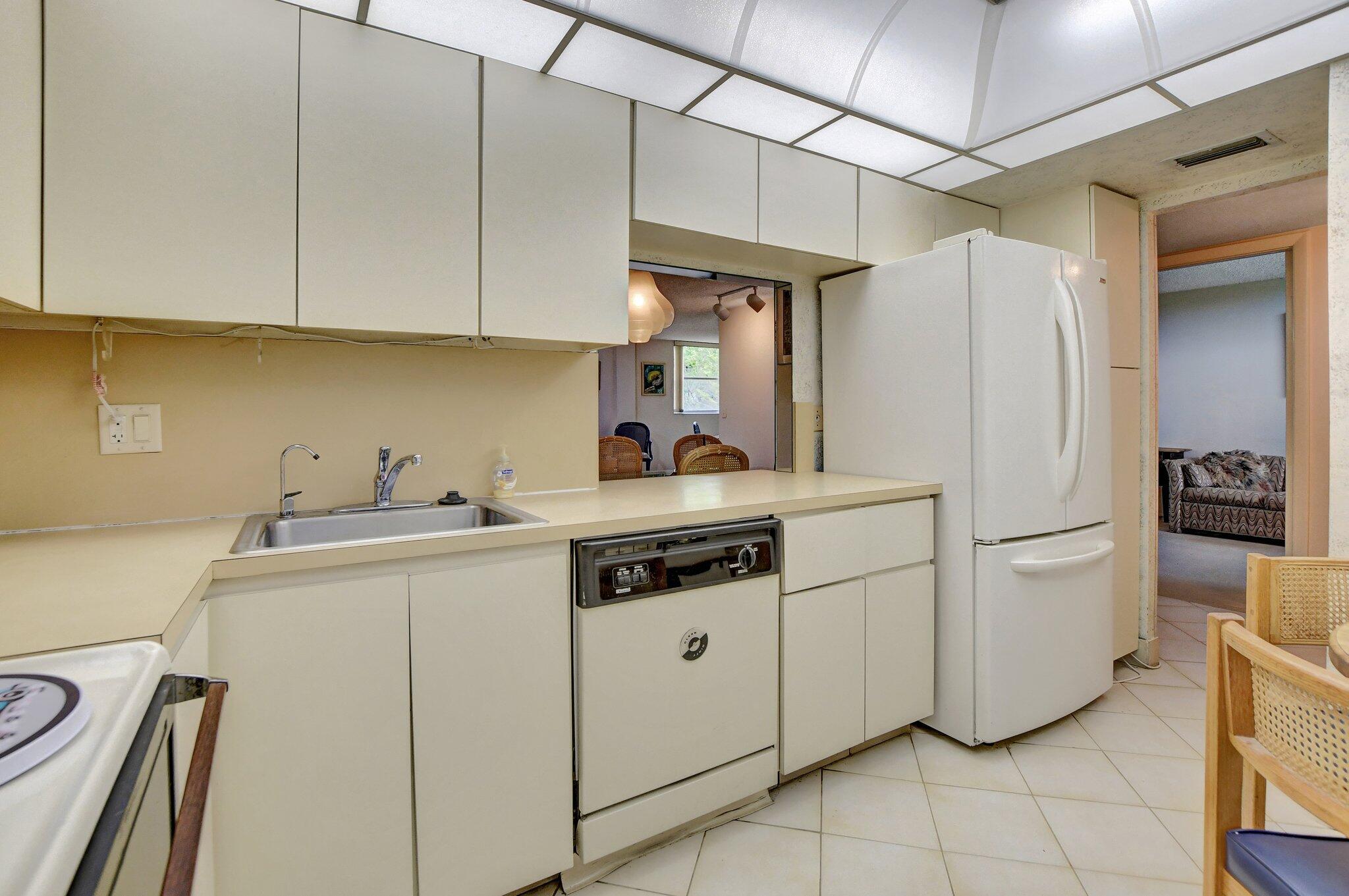 6461 NW 2nd Avenue 413