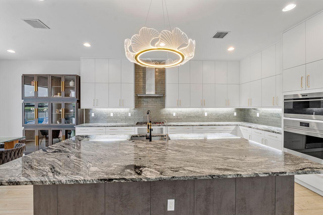 17057 Watersprite Lakes Road