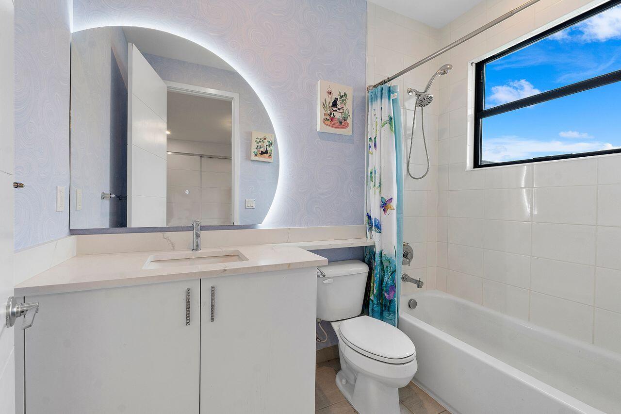 17057 Watersprite Lakes Road