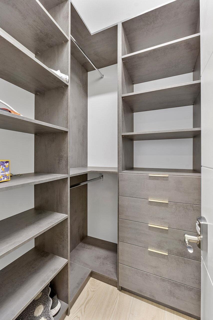 17057 Watersprite Lakes Road