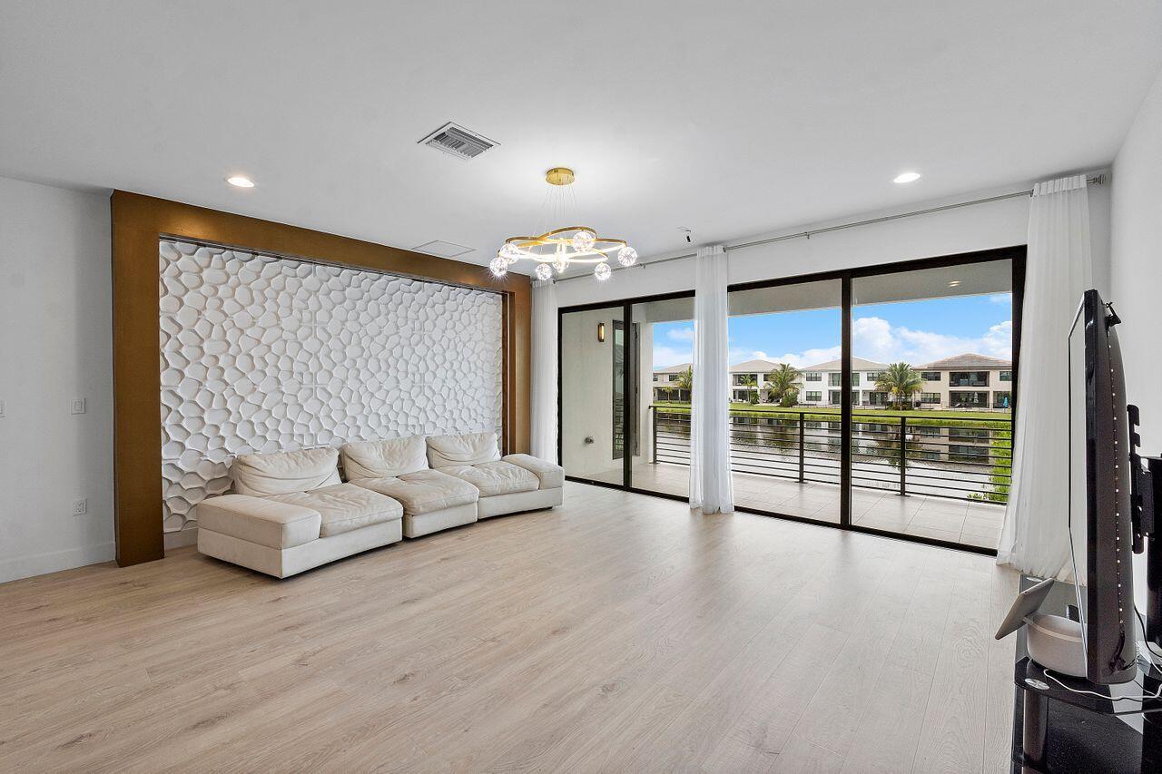 17057 Watersprite Lakes Road