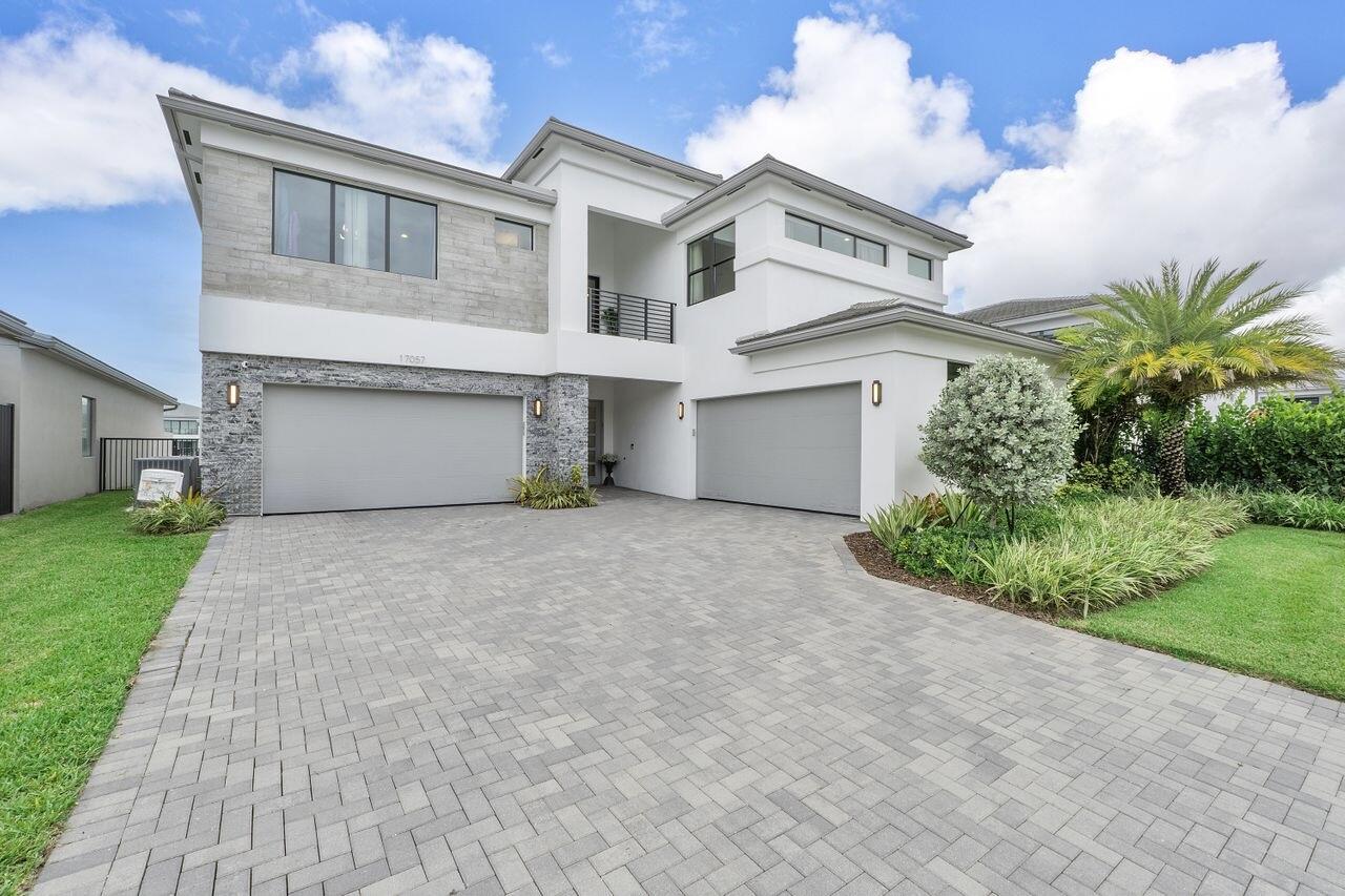 17057 Watersprite Lakes Road