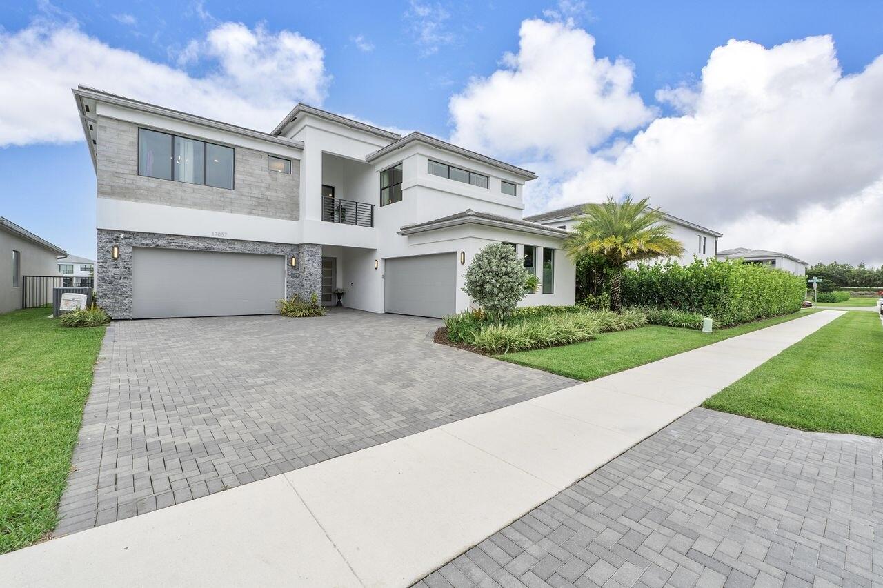 17057 Watersprite Lakes Road