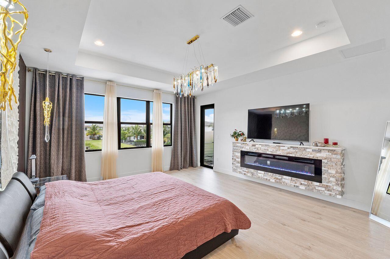 17057 Watersprite Lakes Road