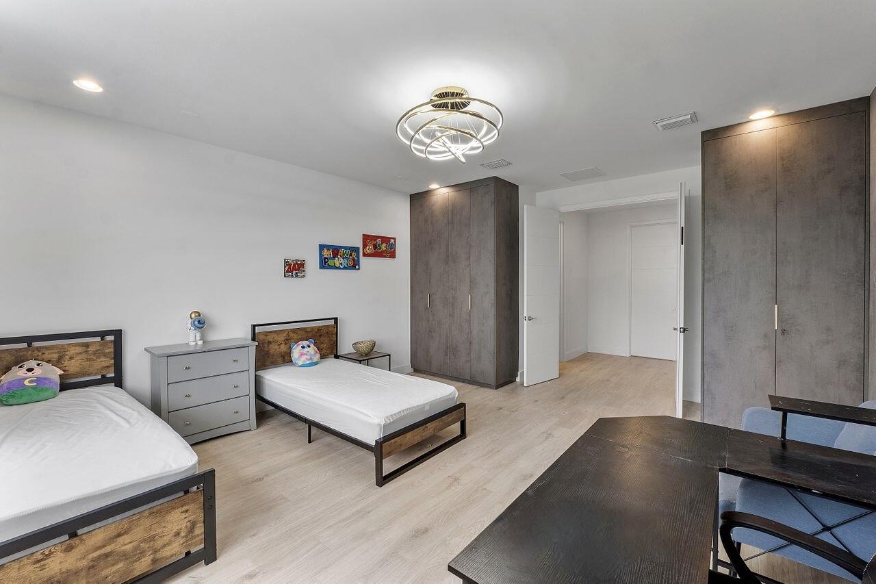 17057 Watersprite Lakes Road