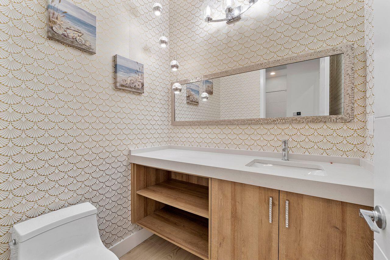 17057 Watersprite Lakes Road